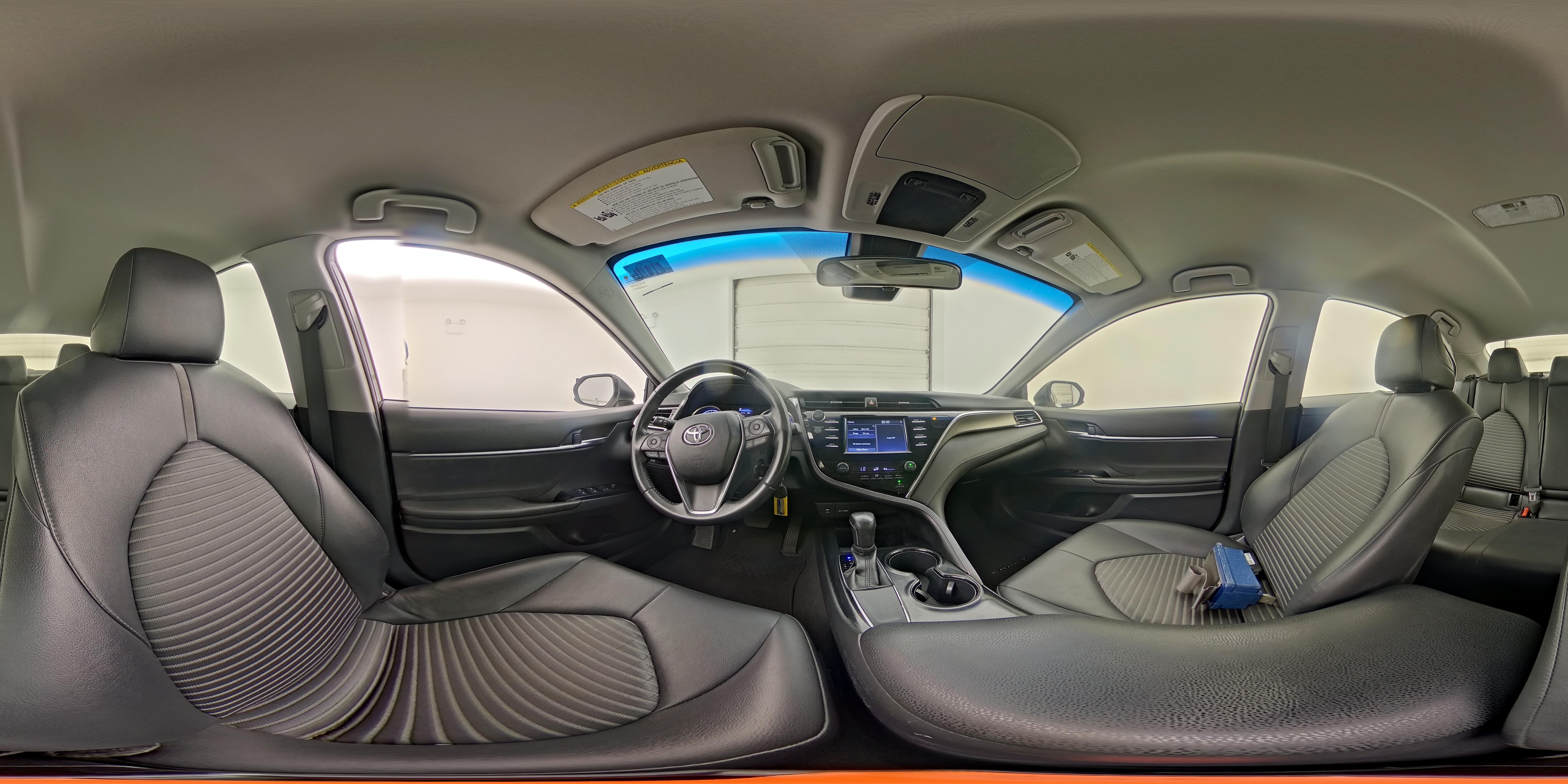 2018 Toyota Camry SE - Photo 24