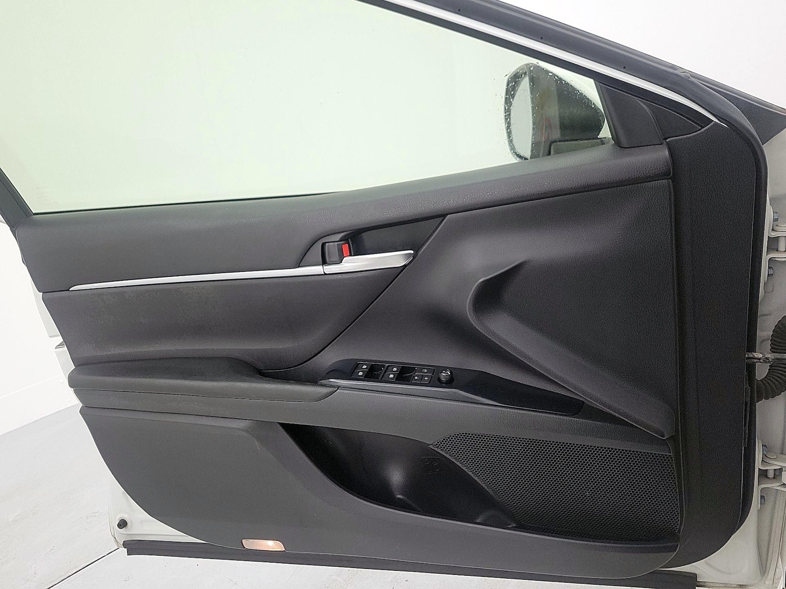 2018 Toyota Camry SE - Photo 13