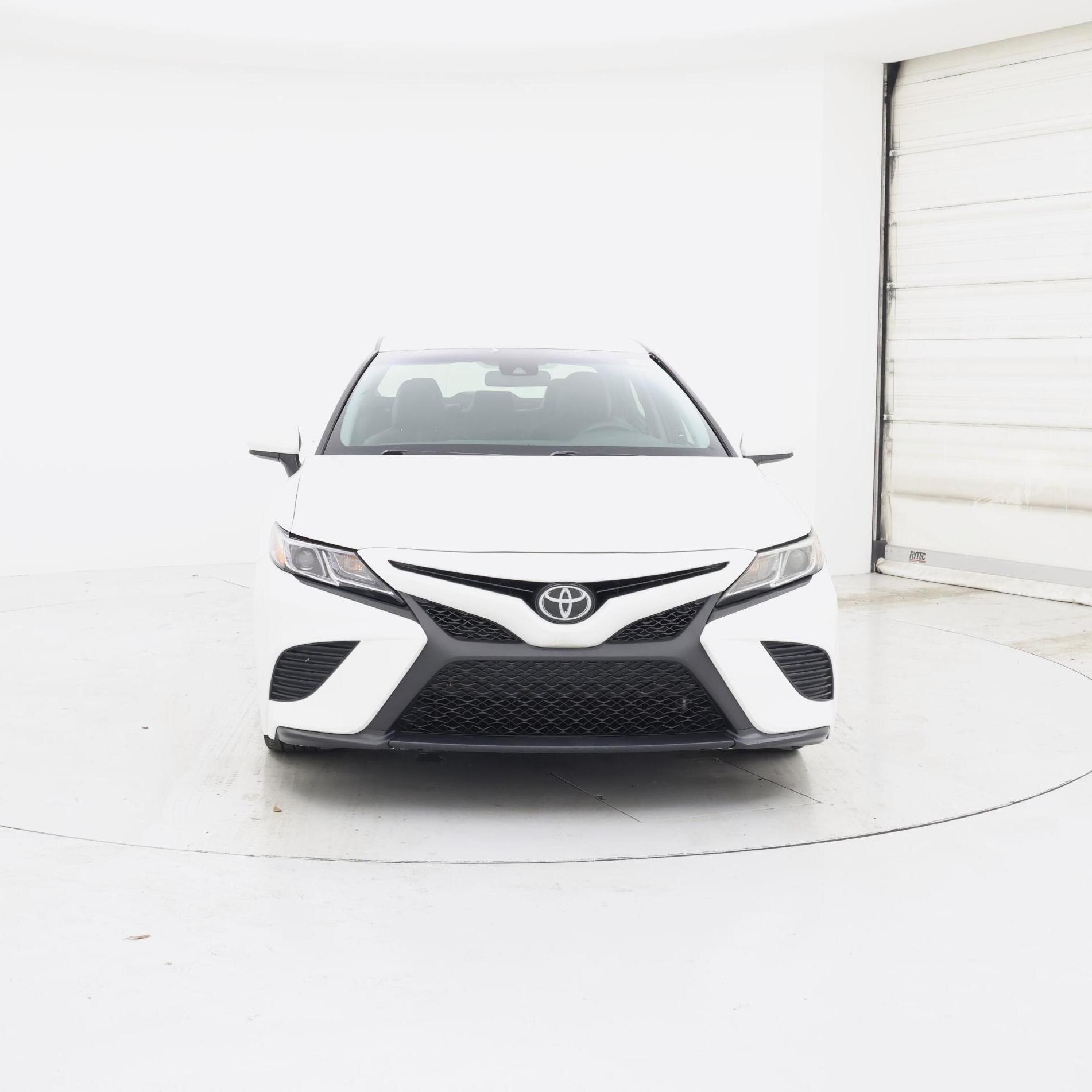 Thumbnail: 2018 Toyota Camry - 5