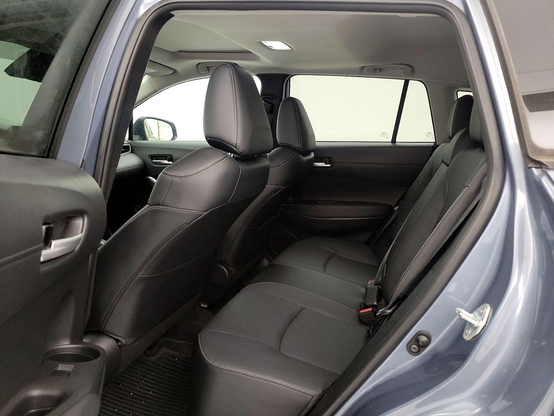 Thumbnail: 2022 Toyota Corolla Cross - 18