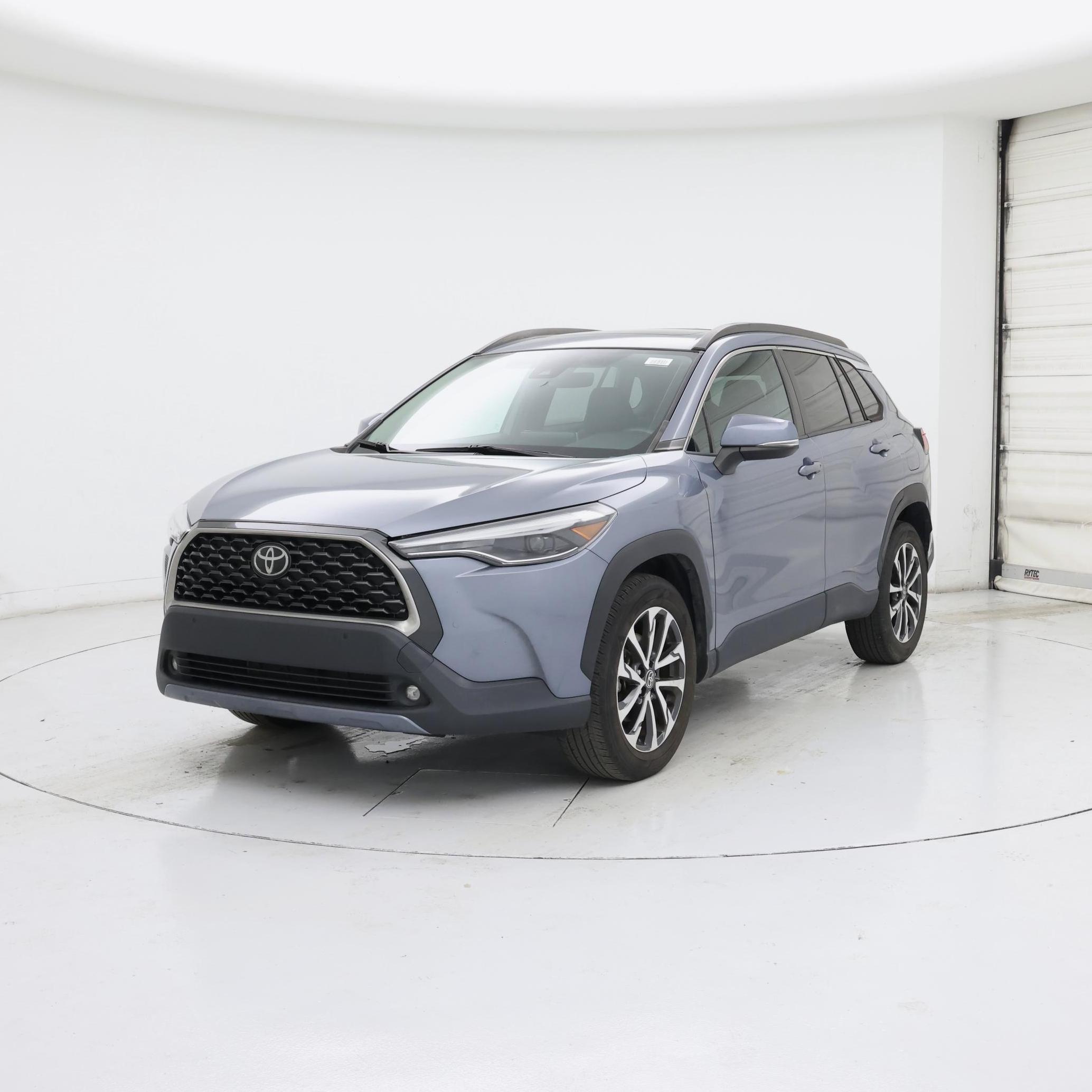 Thumbnail: 2022 Toyota Corolla Cross - 4