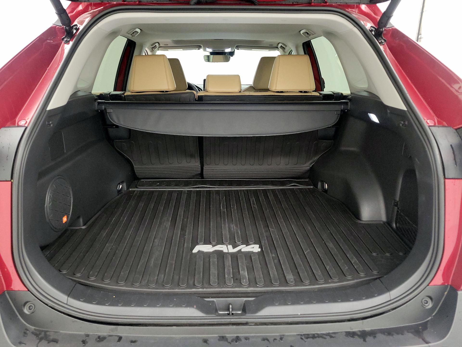 Thumbnail: 2024 Toyota RAV4 - 20