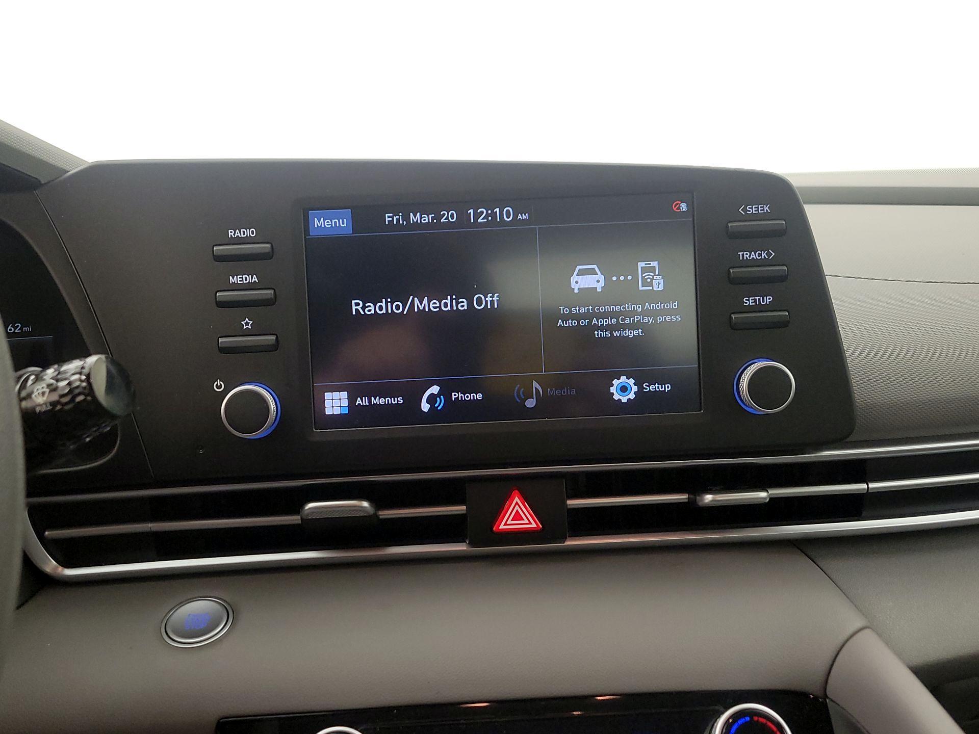 Thumbnail: 2022 Hyundai Elantra - 15