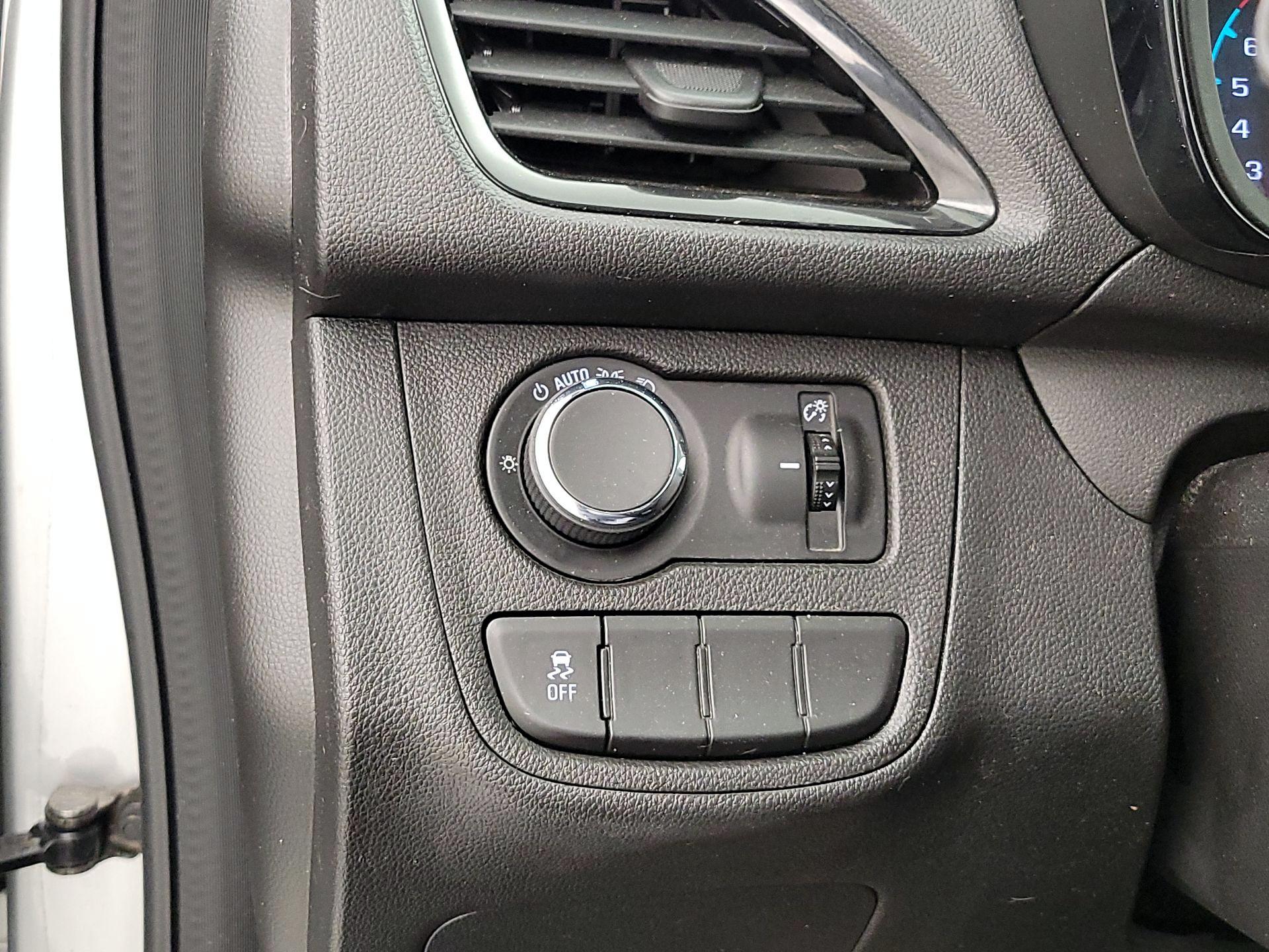 Thumbnail: 2017 Chevrolet Spark - 13