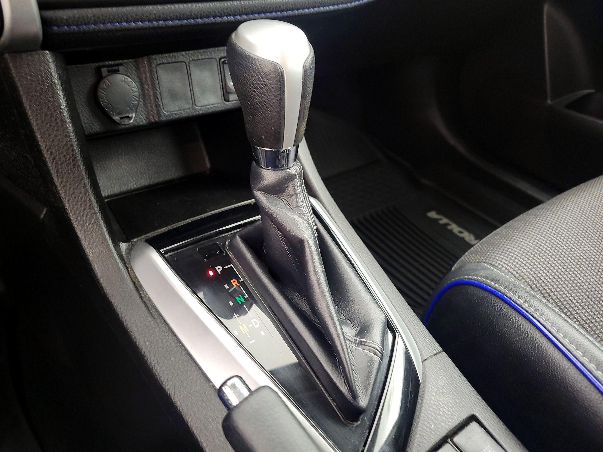 Thumbnail: 2019 Toyota Corolla - 17