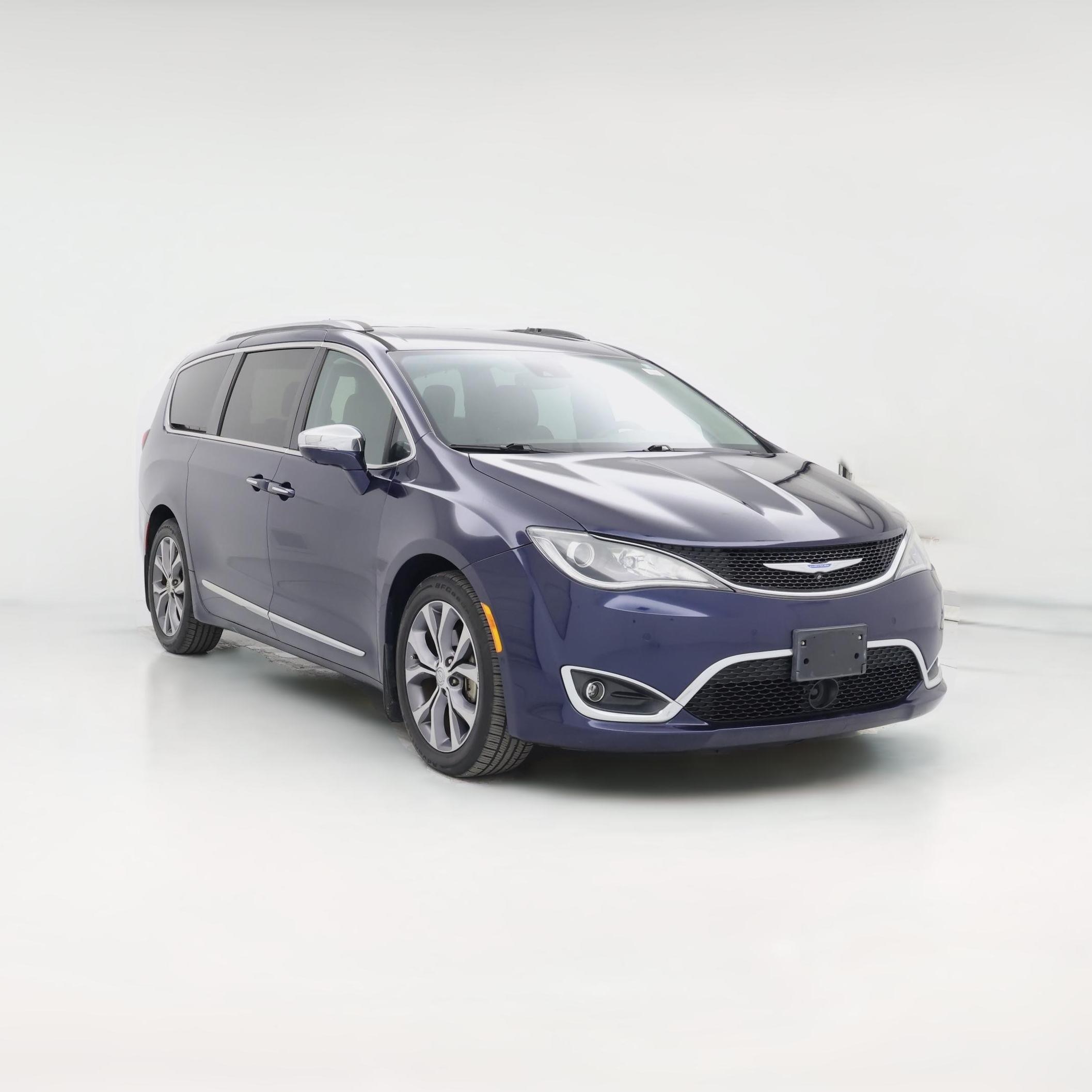 Thumbnail: 2018 Chrysler Pacifica - 1