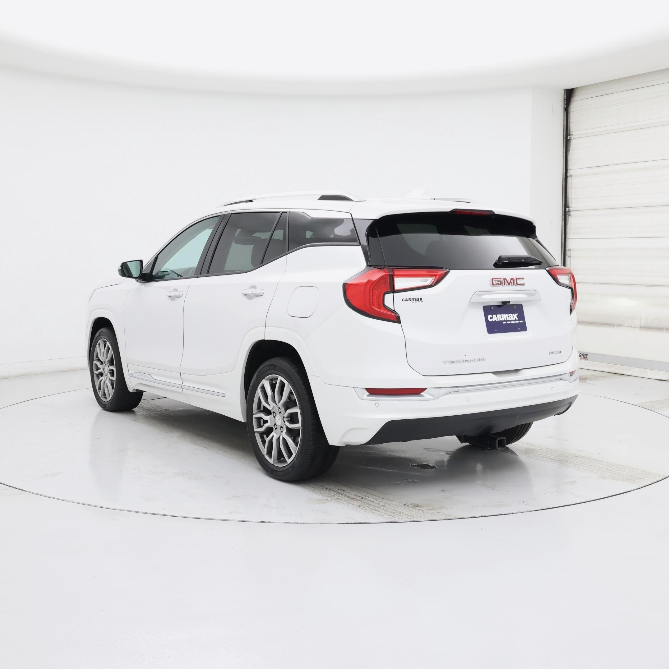 Thumbnail: 2022 GMC Terrain - 2