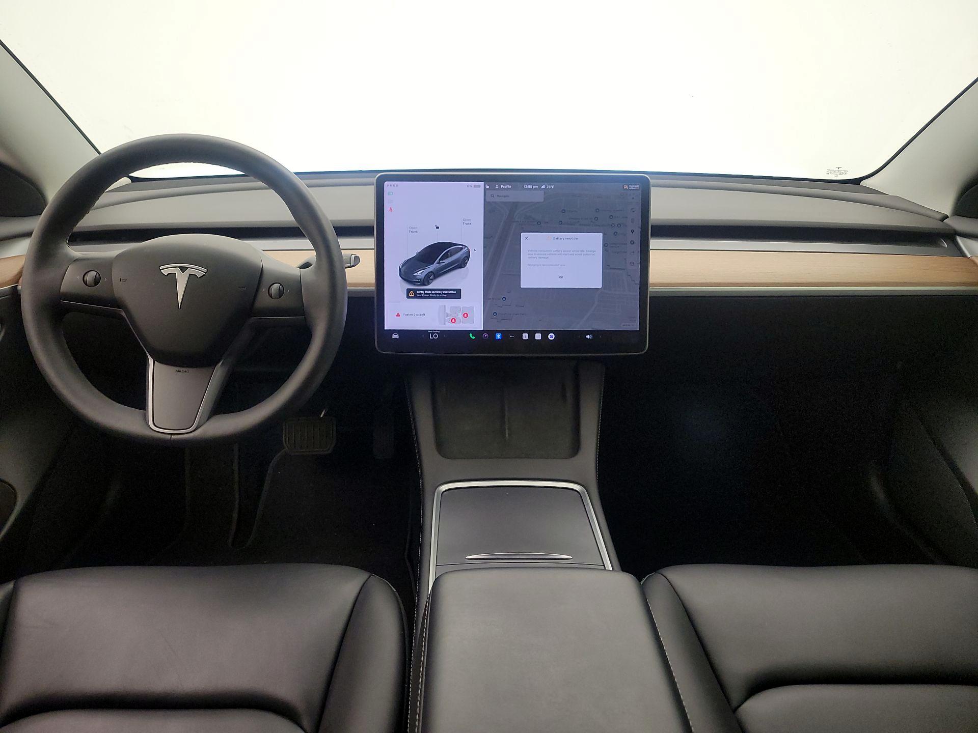 Thumbnail: 2022 Tesla Model 3 - 9