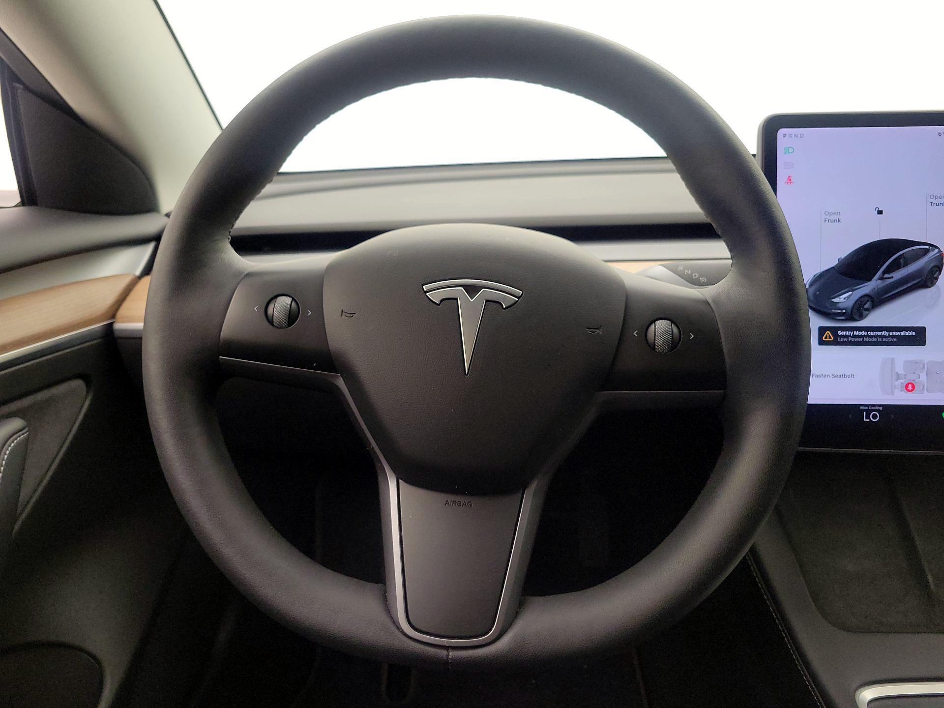 Thumbnail: 2022 Tesla Model 3 - 10