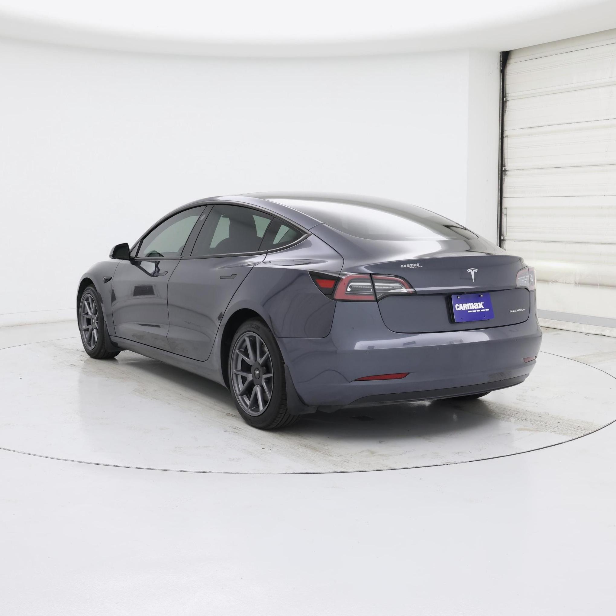 Thumbnail: 2022 Tesla Model 3 - 2