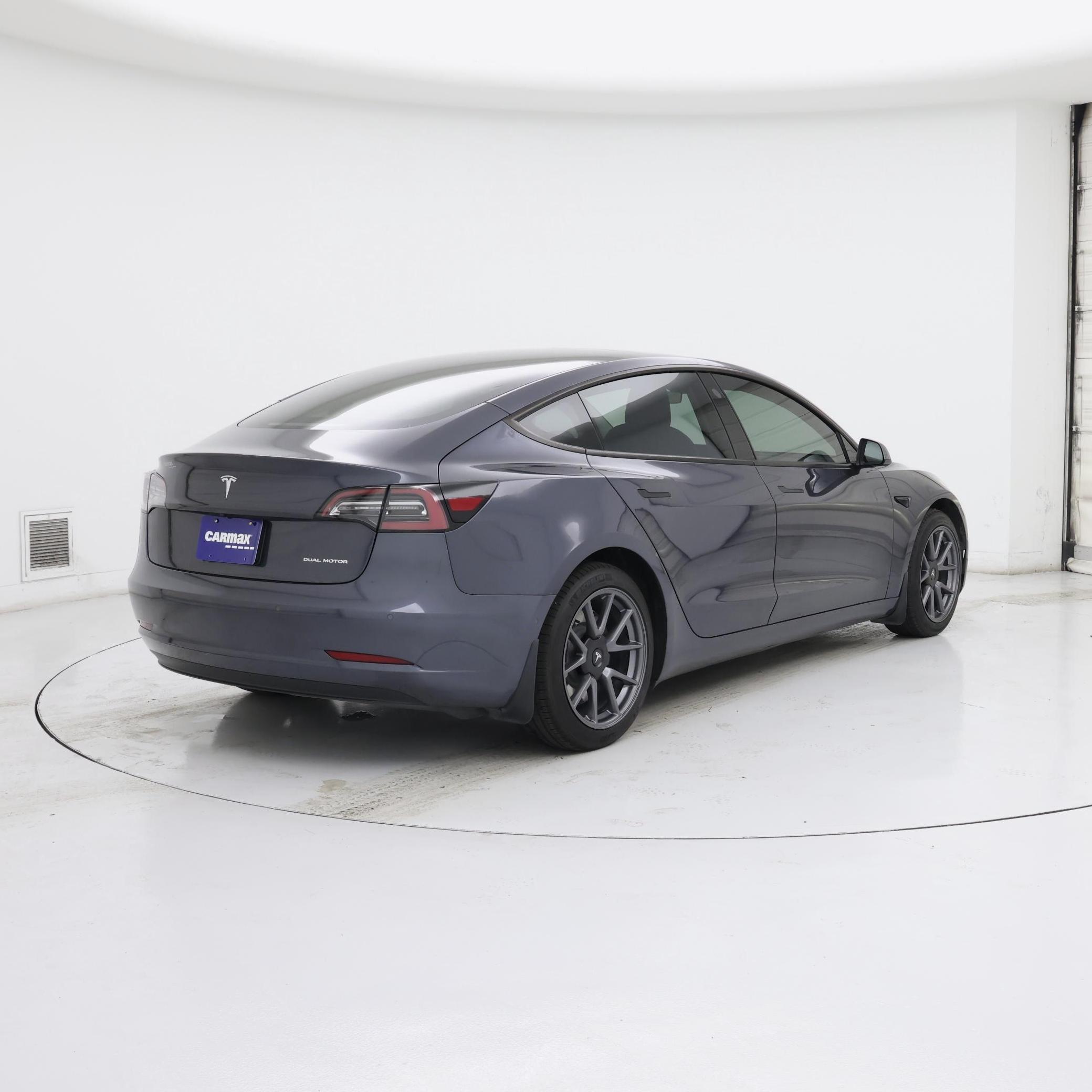 Thumbnail: 2022 Tesla Model 3 - 8