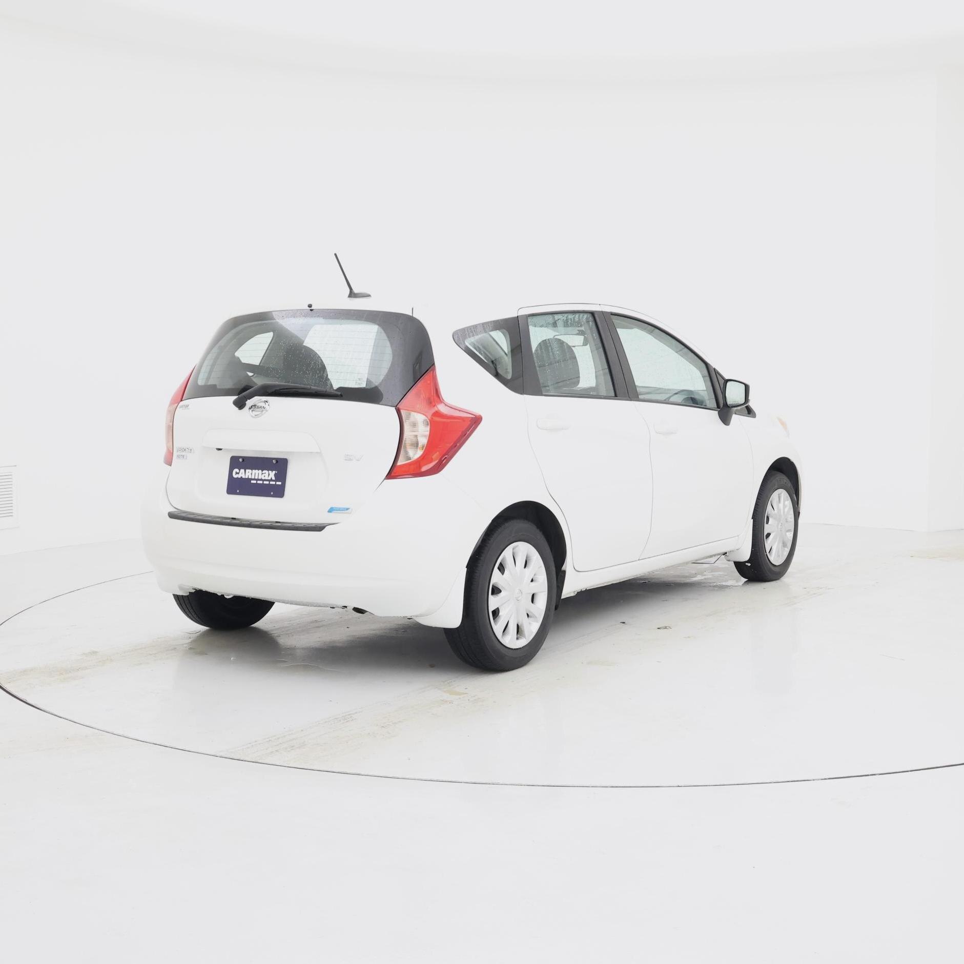 Thumbnail: 2015 Nissan Versa Note - 8