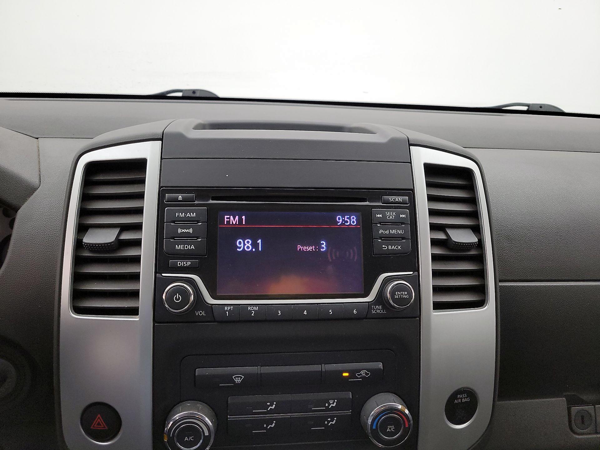 Thumbnail: 2017 Nissan Frontier - 14