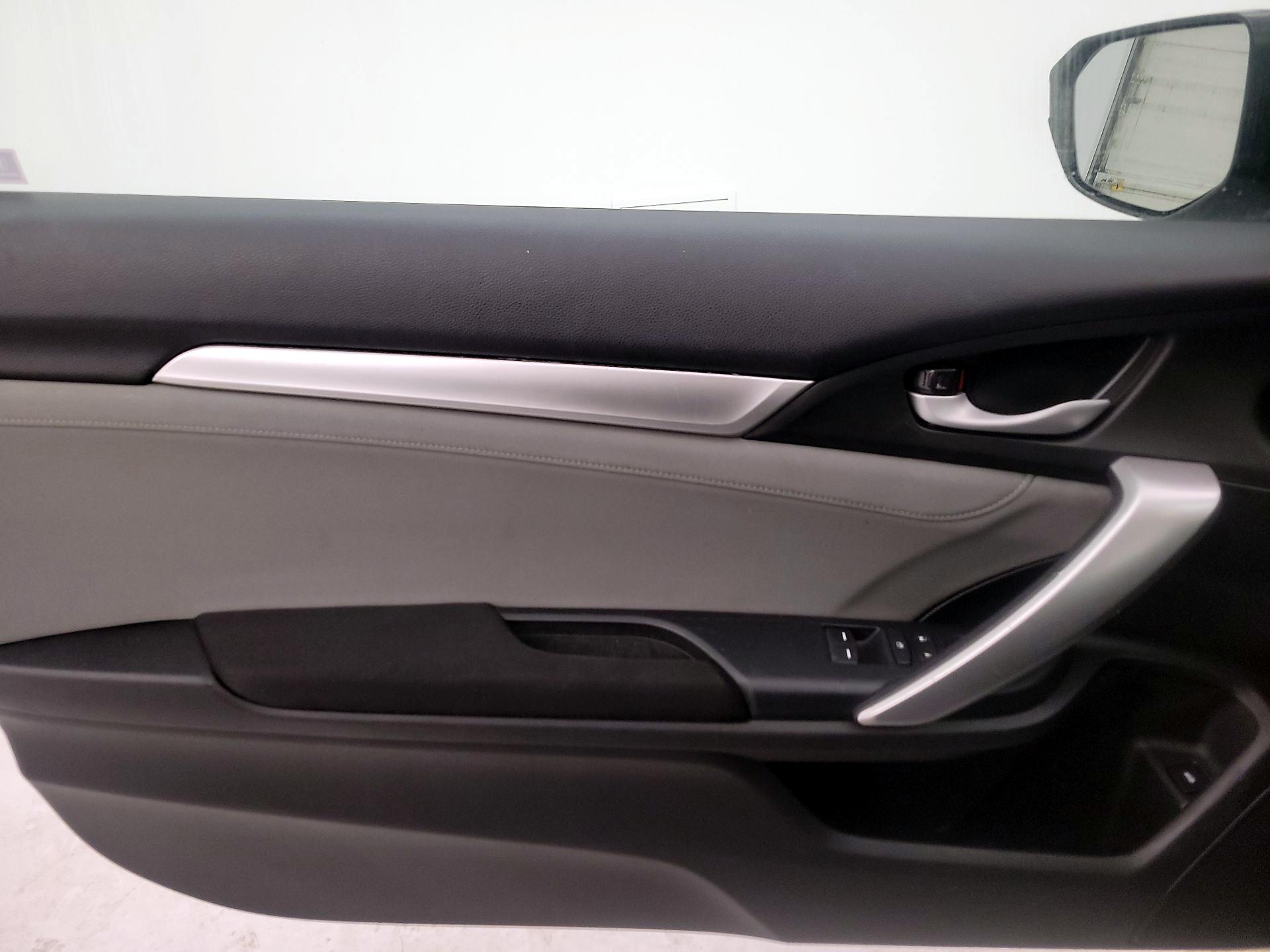 Thumbnail: 2018 Honda Civic - 12