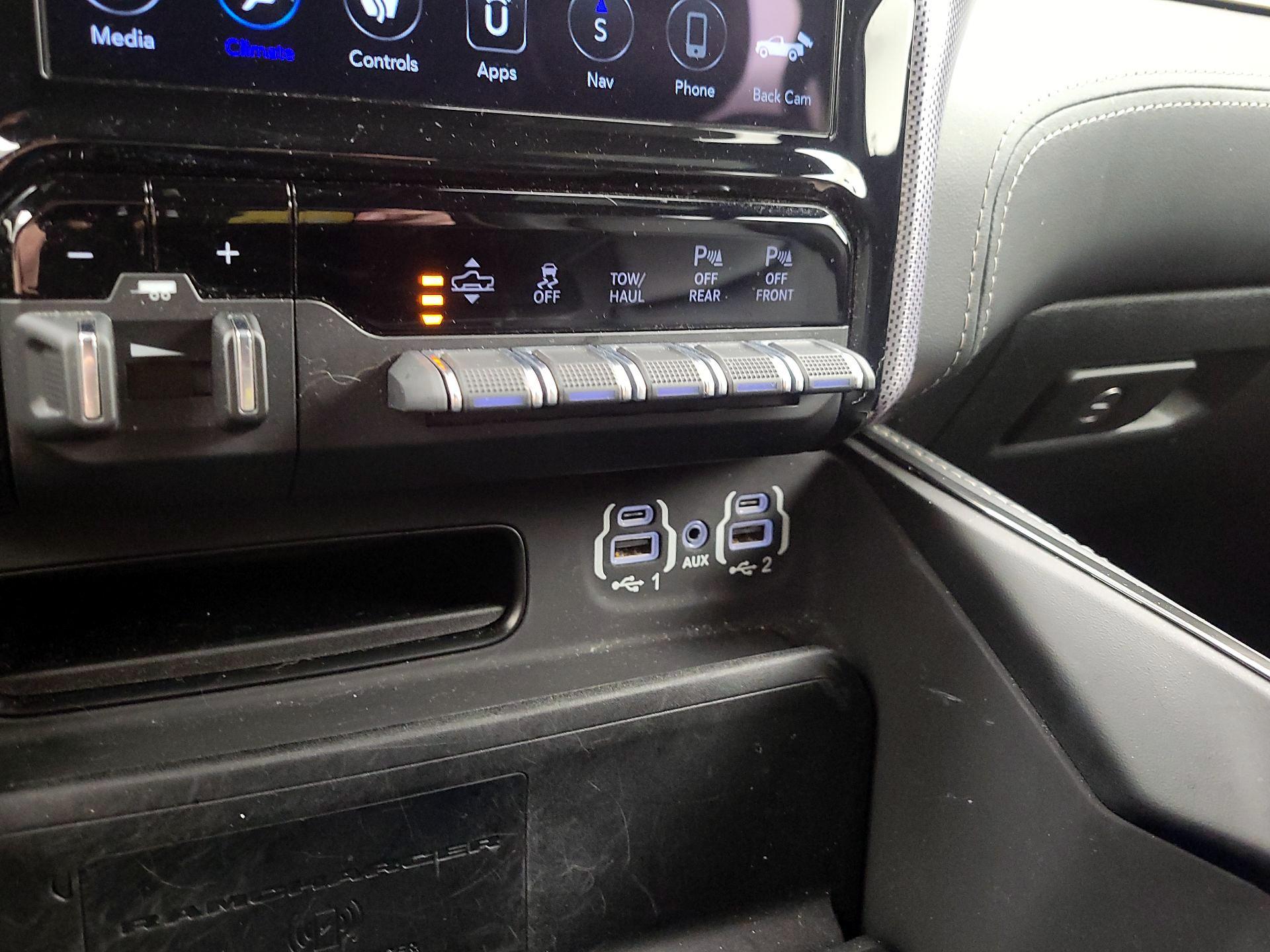 Thumbnail: 2021 RAM 1500 - 18