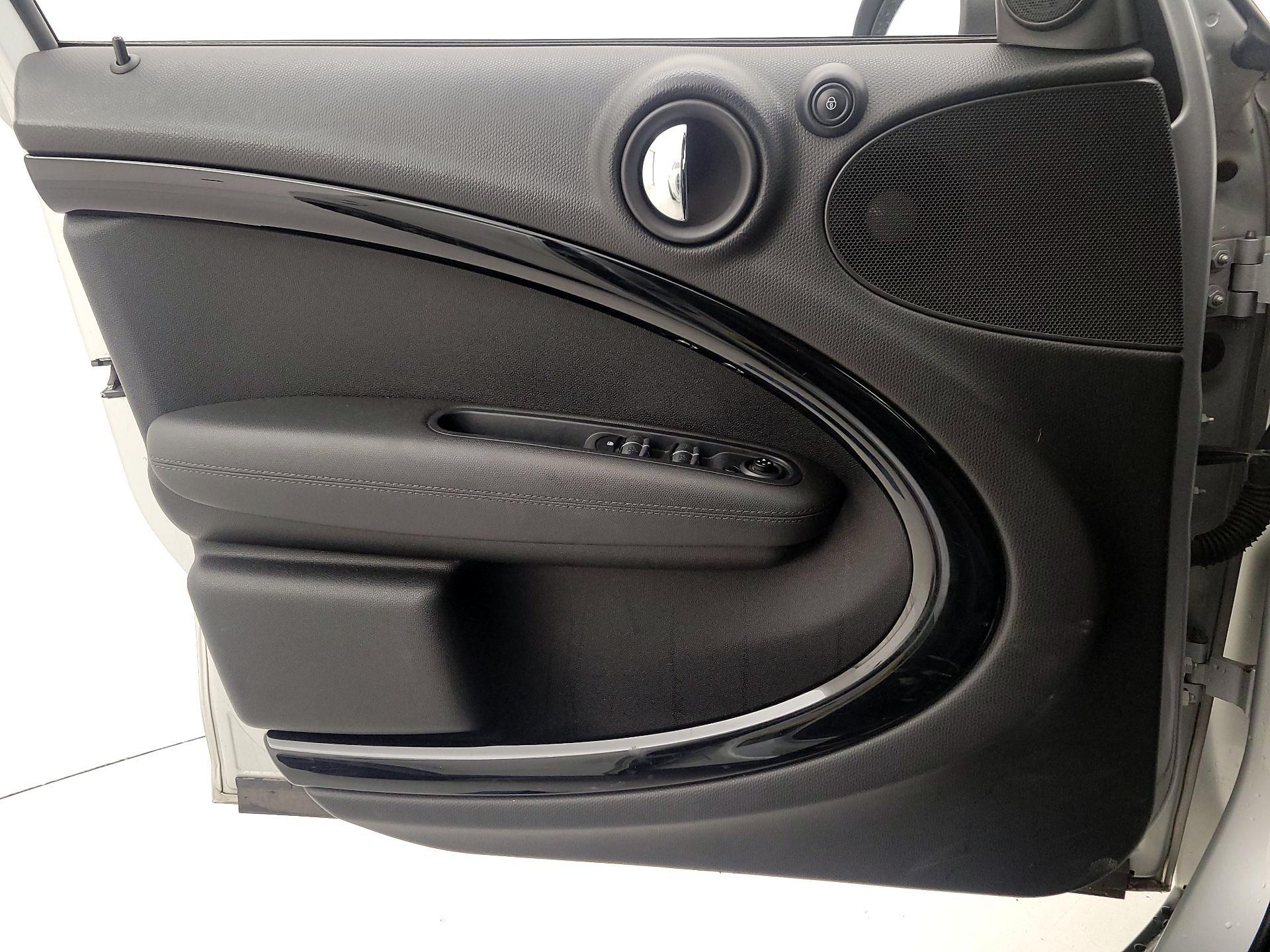 Thumbnail: 2016 MINI Cooper Countryman - 12