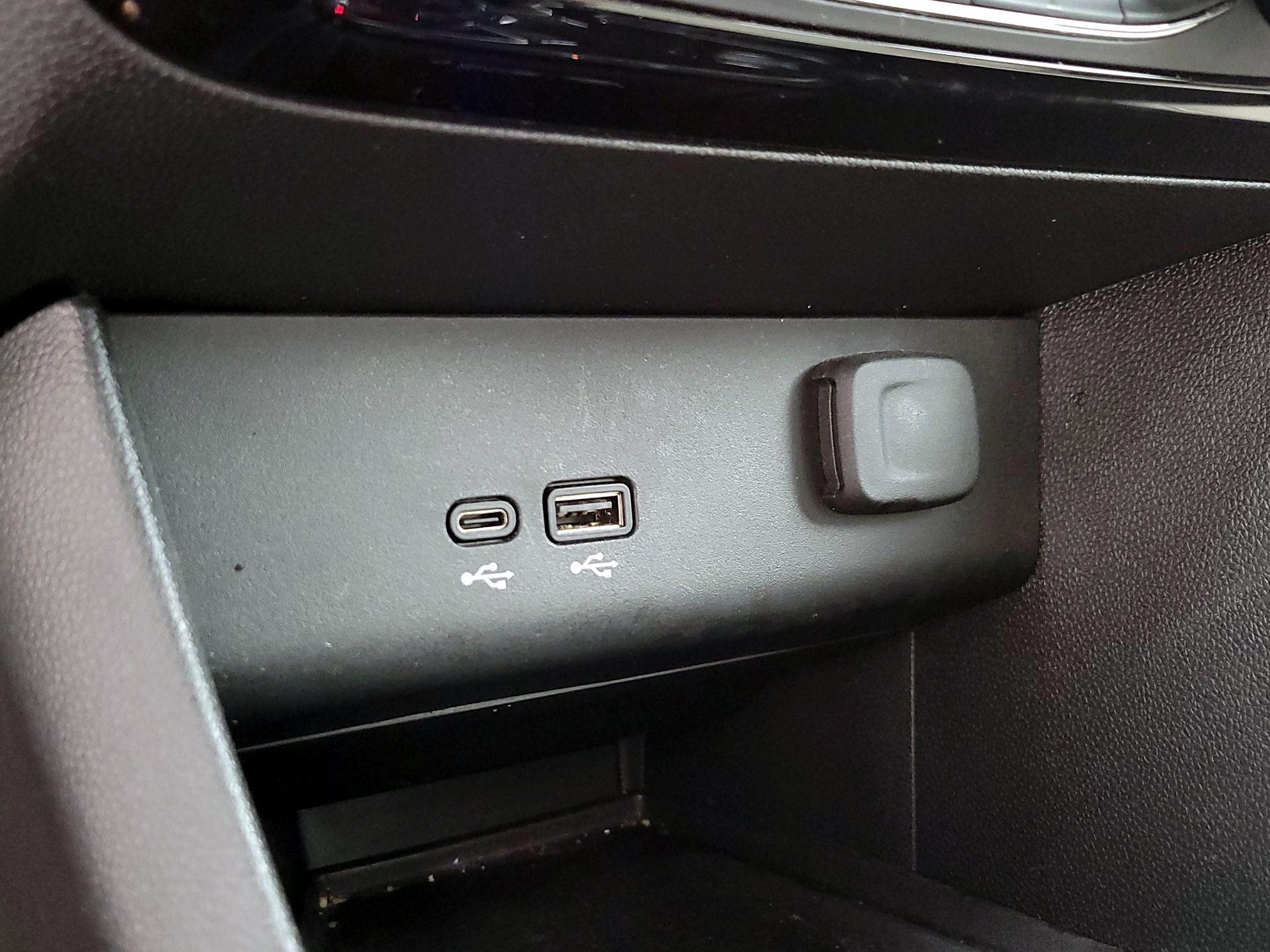 Thumbnail: 2024 Buick Encore GX - 18