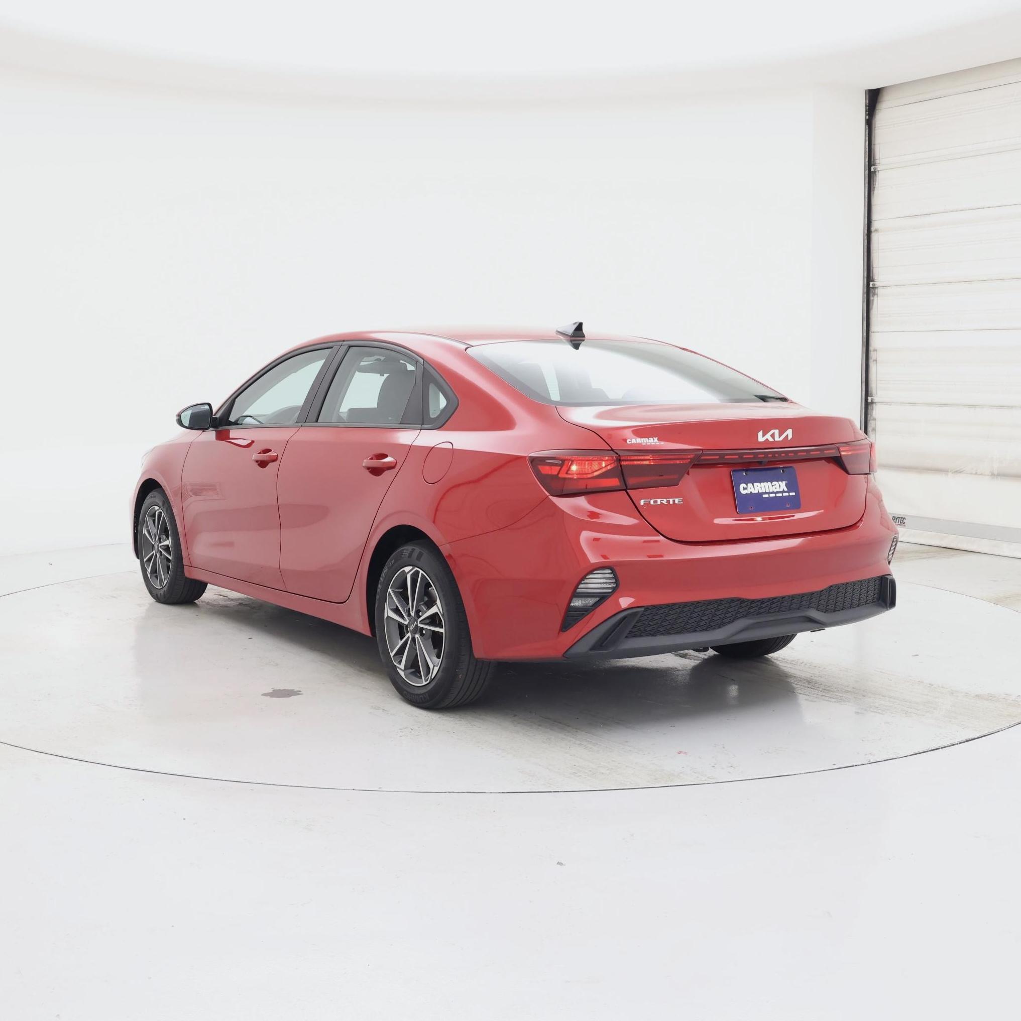 Thumbnail: 2022 Kia Forte - 2