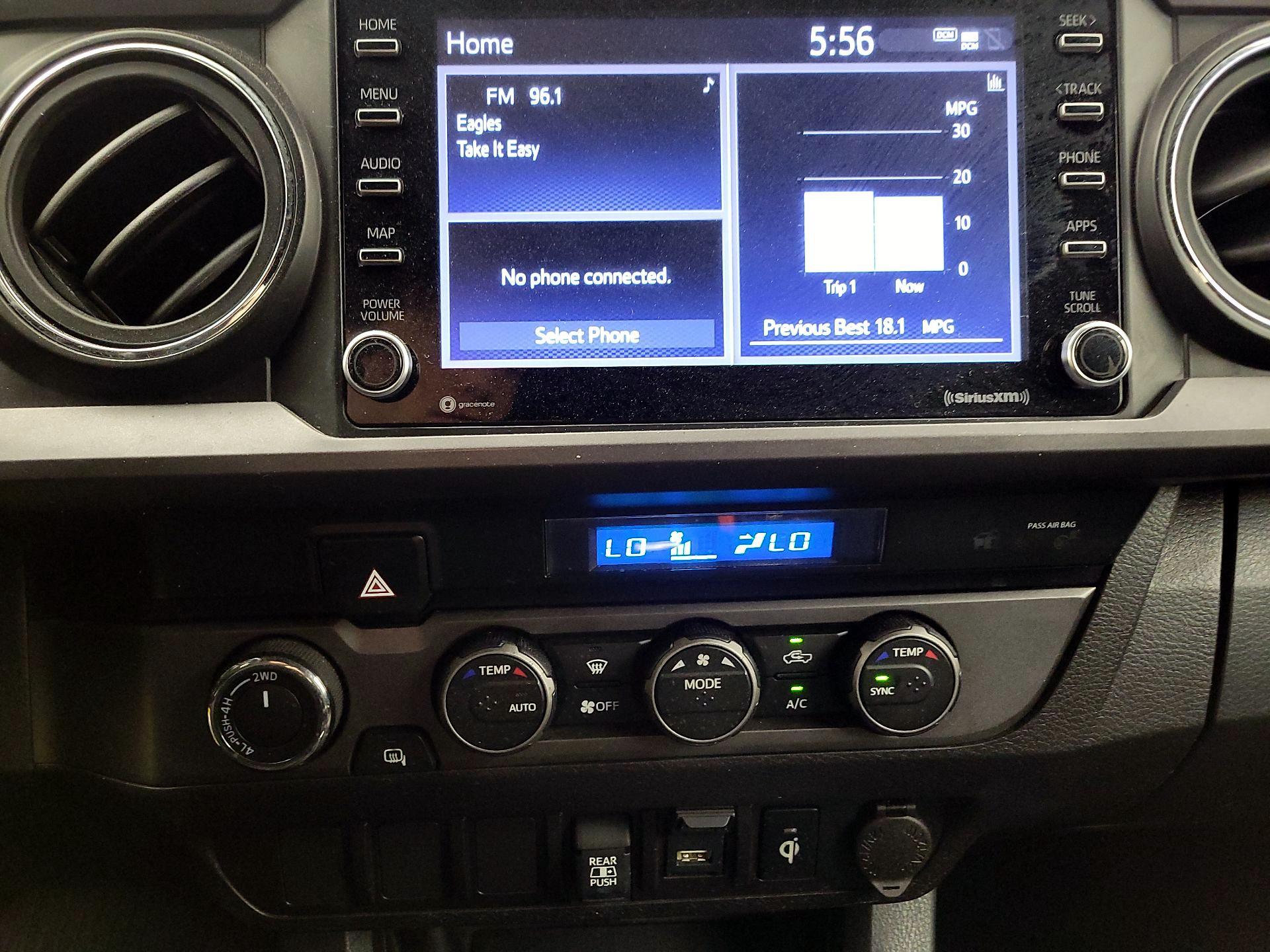 Thumbnail: 2022 Toyota Tacoma - 16