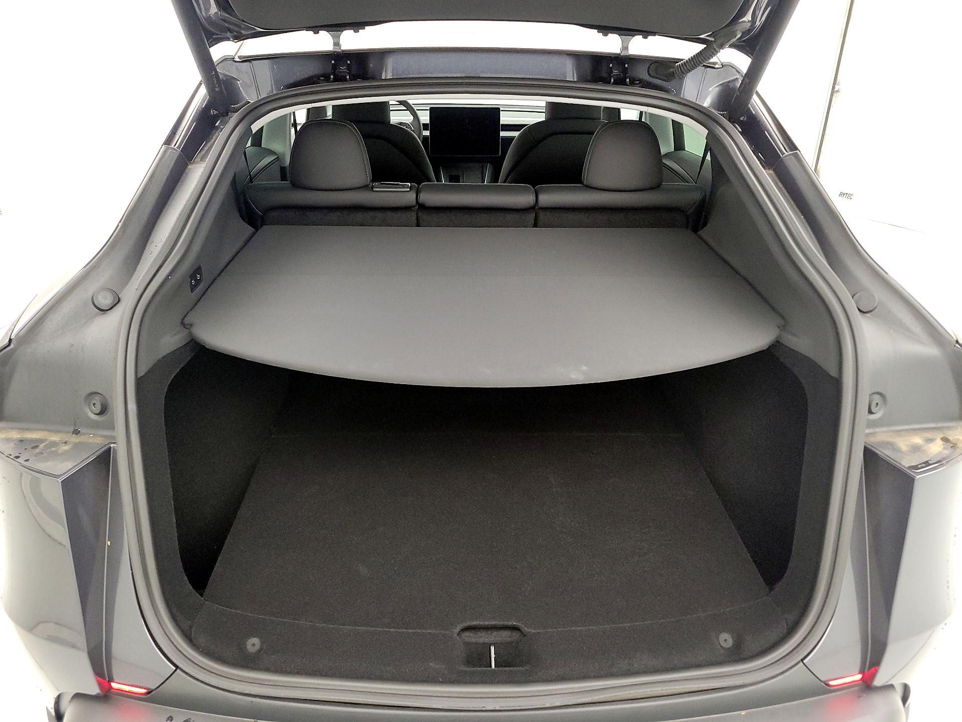 Thumbnail: 2026 Tesla Model Y - 18