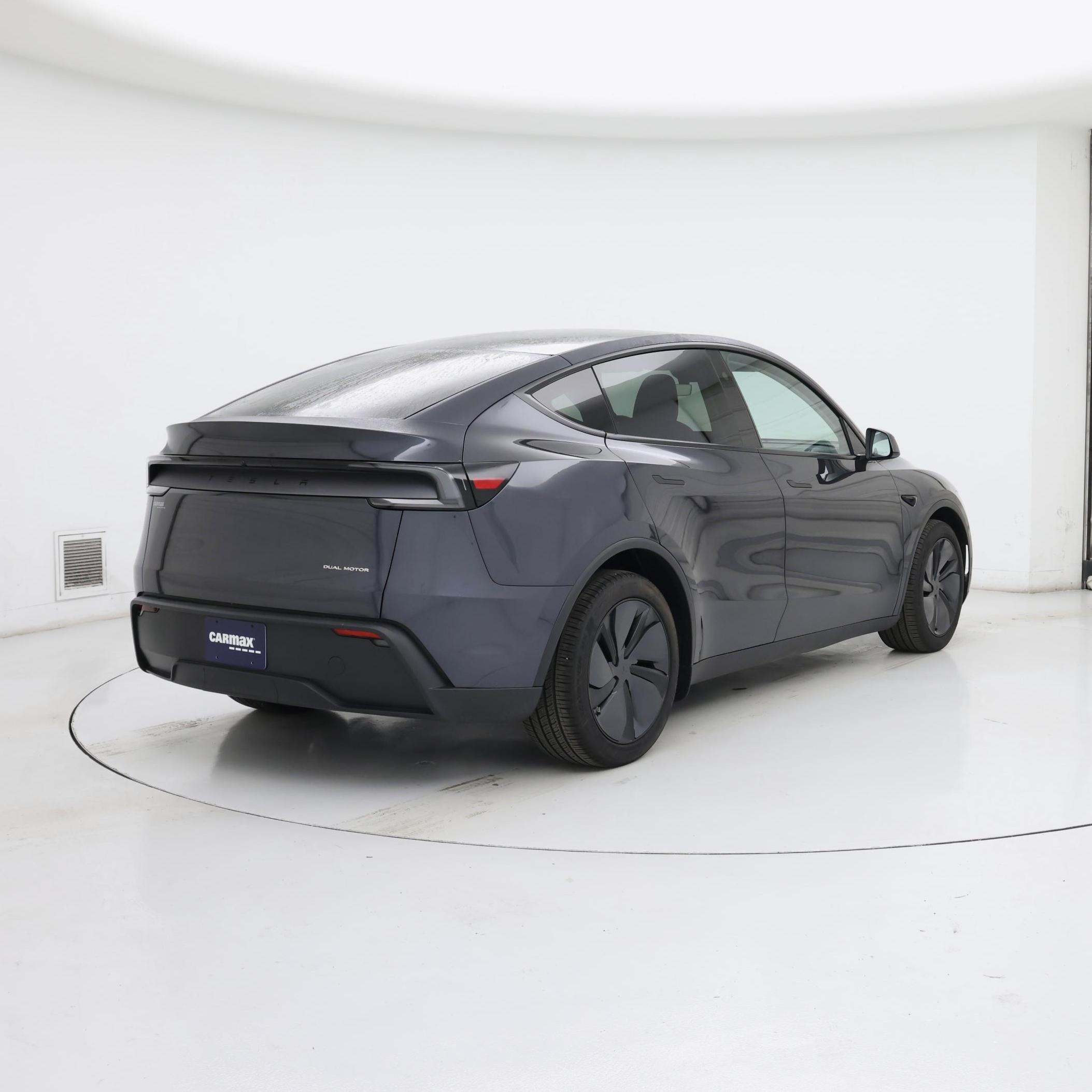 Thumbnail: 2026 Tesla Model Y - 8
