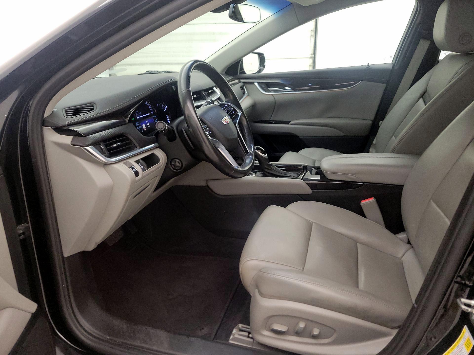 Thumbnail: 2017 Cadillac XTS - 11