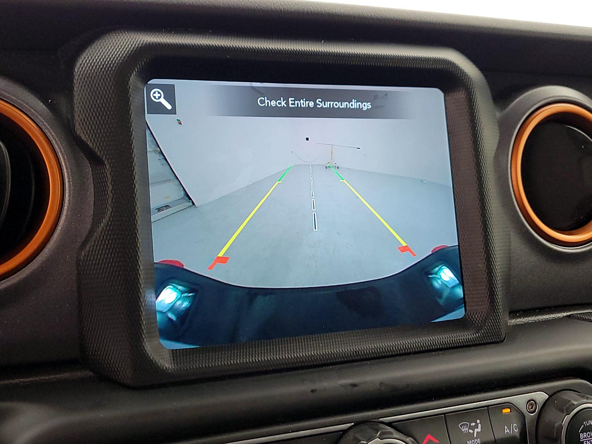 Thumbnail: 2021 Jeep Gladiator - 14