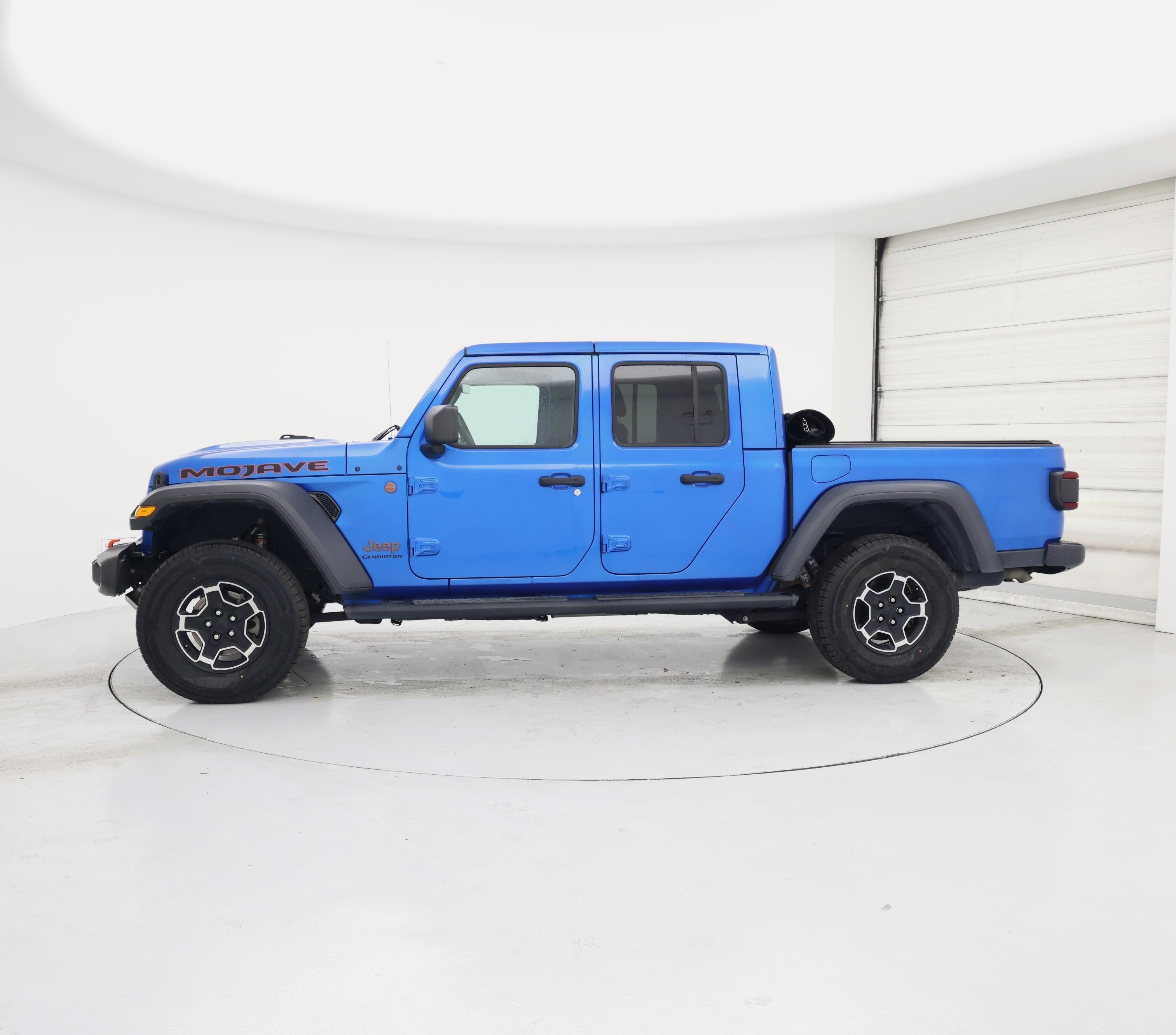 Thumbnail: 2021 Jeep Gladiator - 3