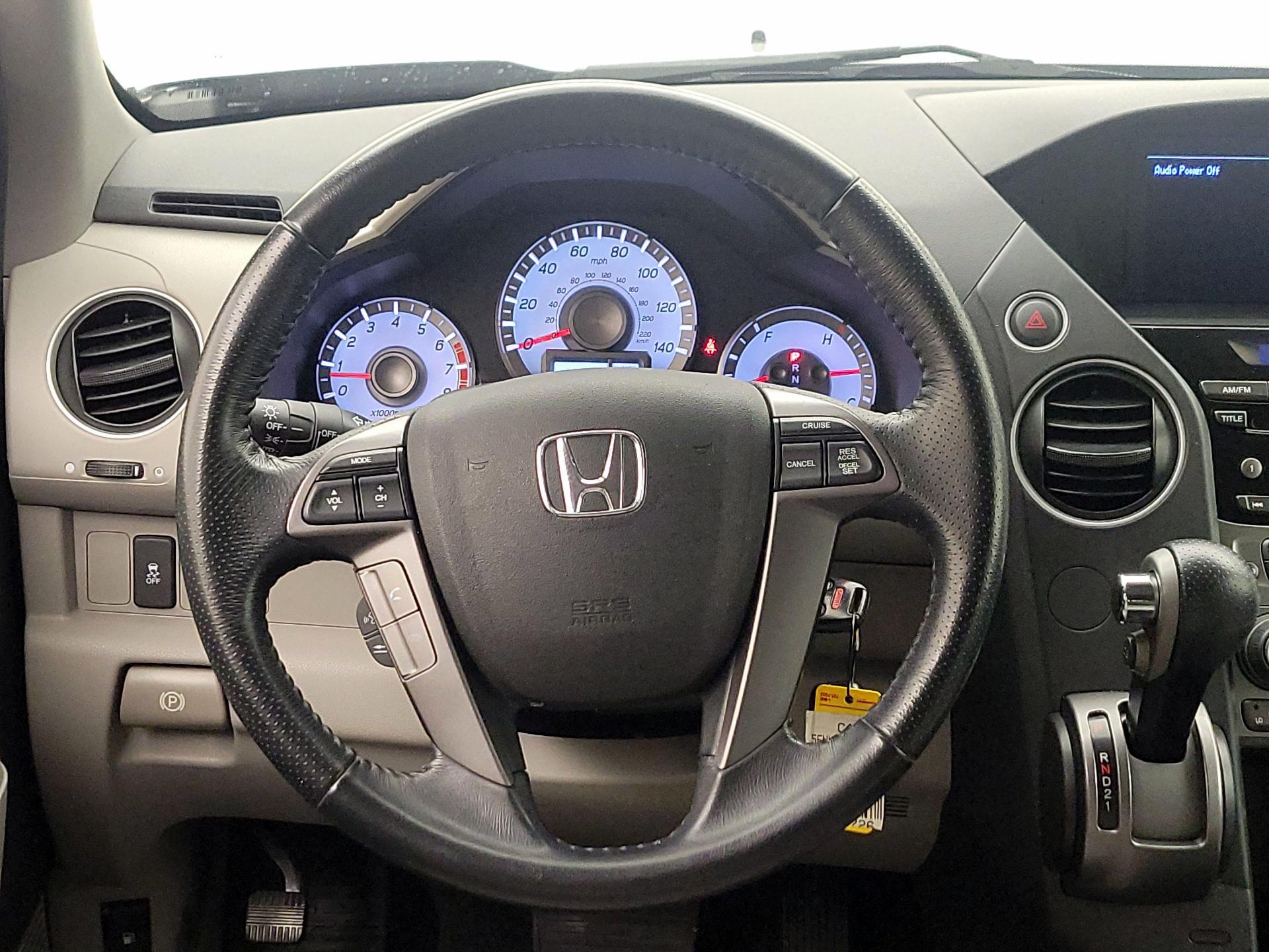 Thumbnail: 2015 Honda Pilot - 10