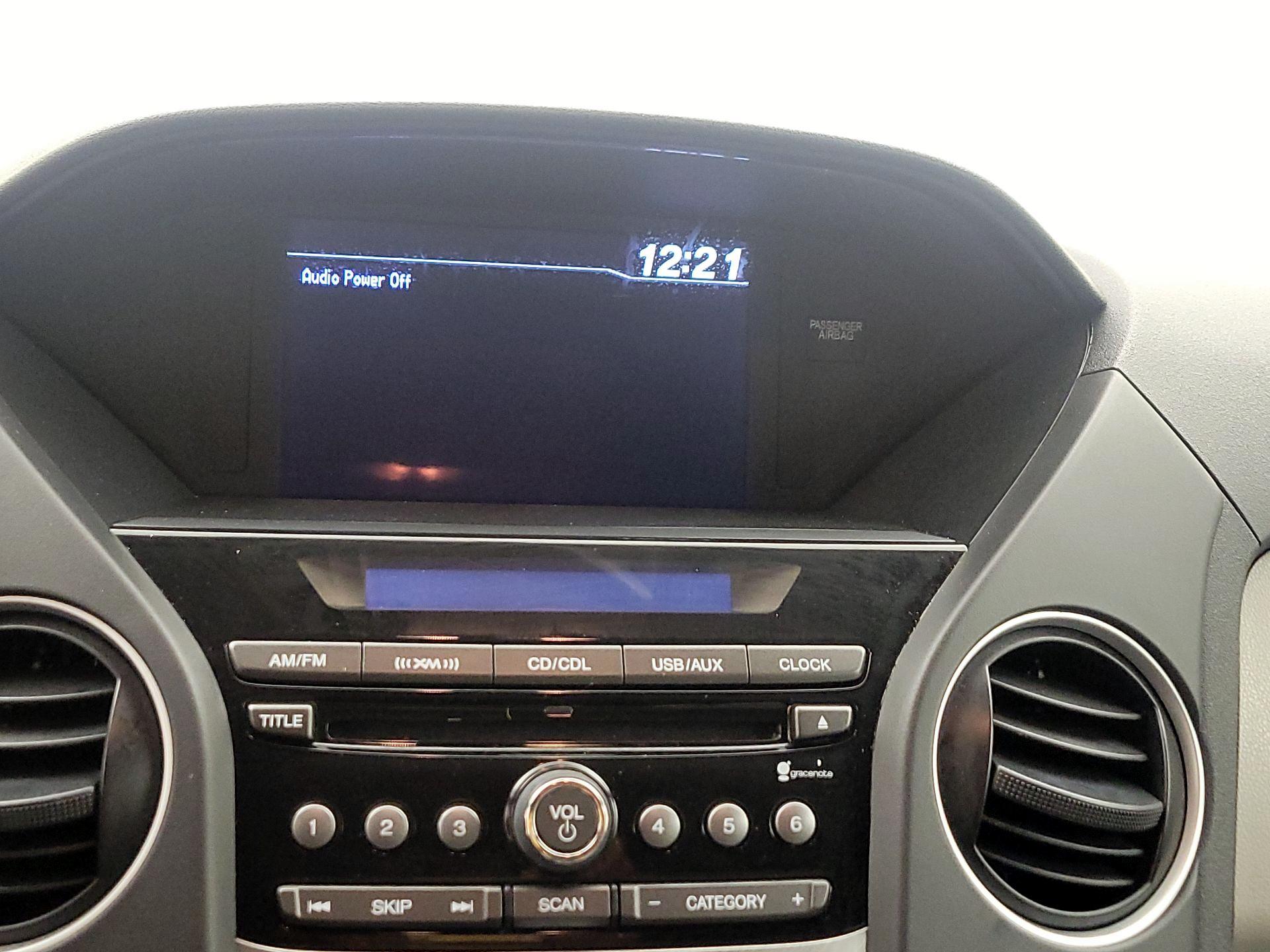 Thumbnail: 2015 Honda Pilot - 15