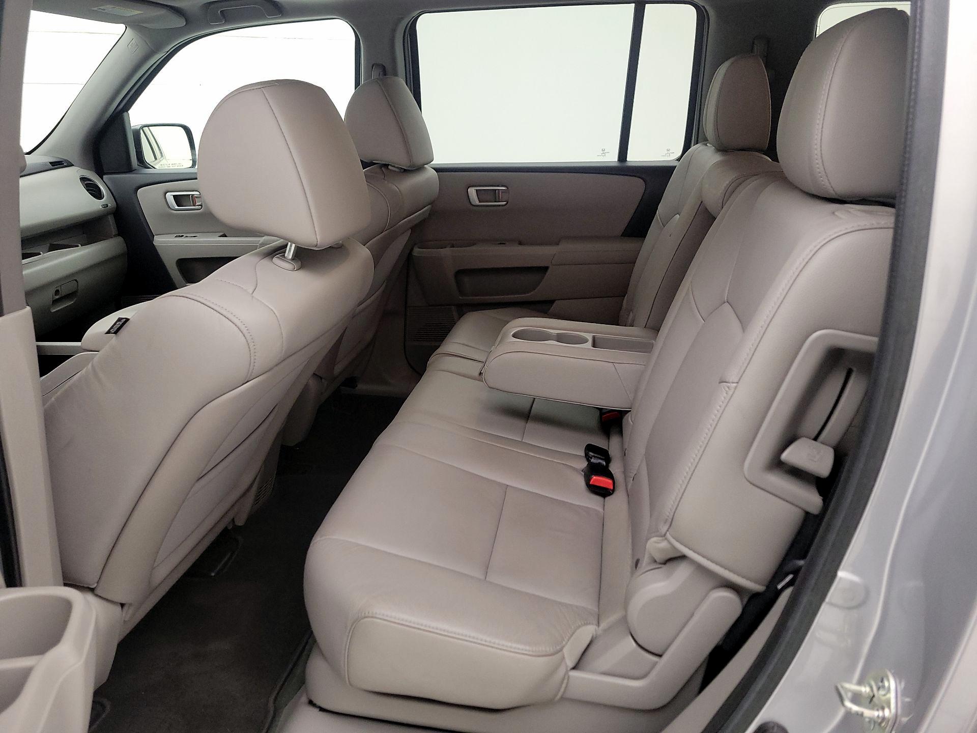 Thumbnail: 2015 Honda Pilot - 19