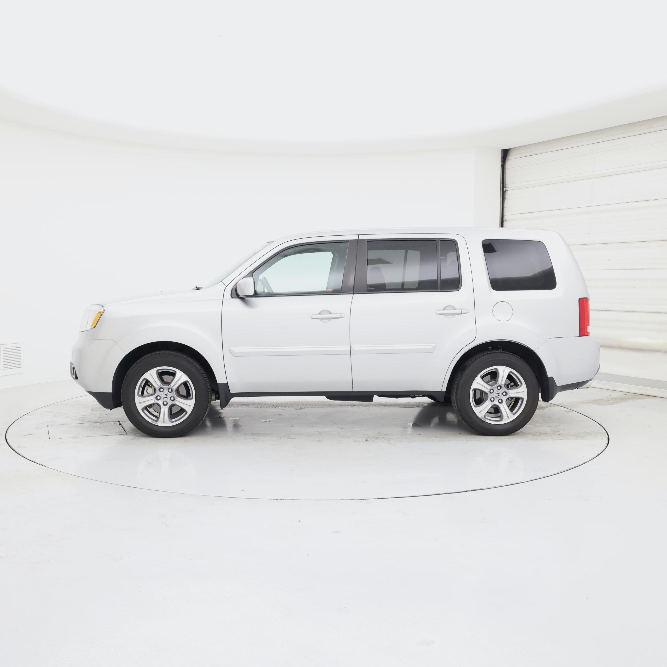 Thumbnail: 2015 Honda Pilot - 3