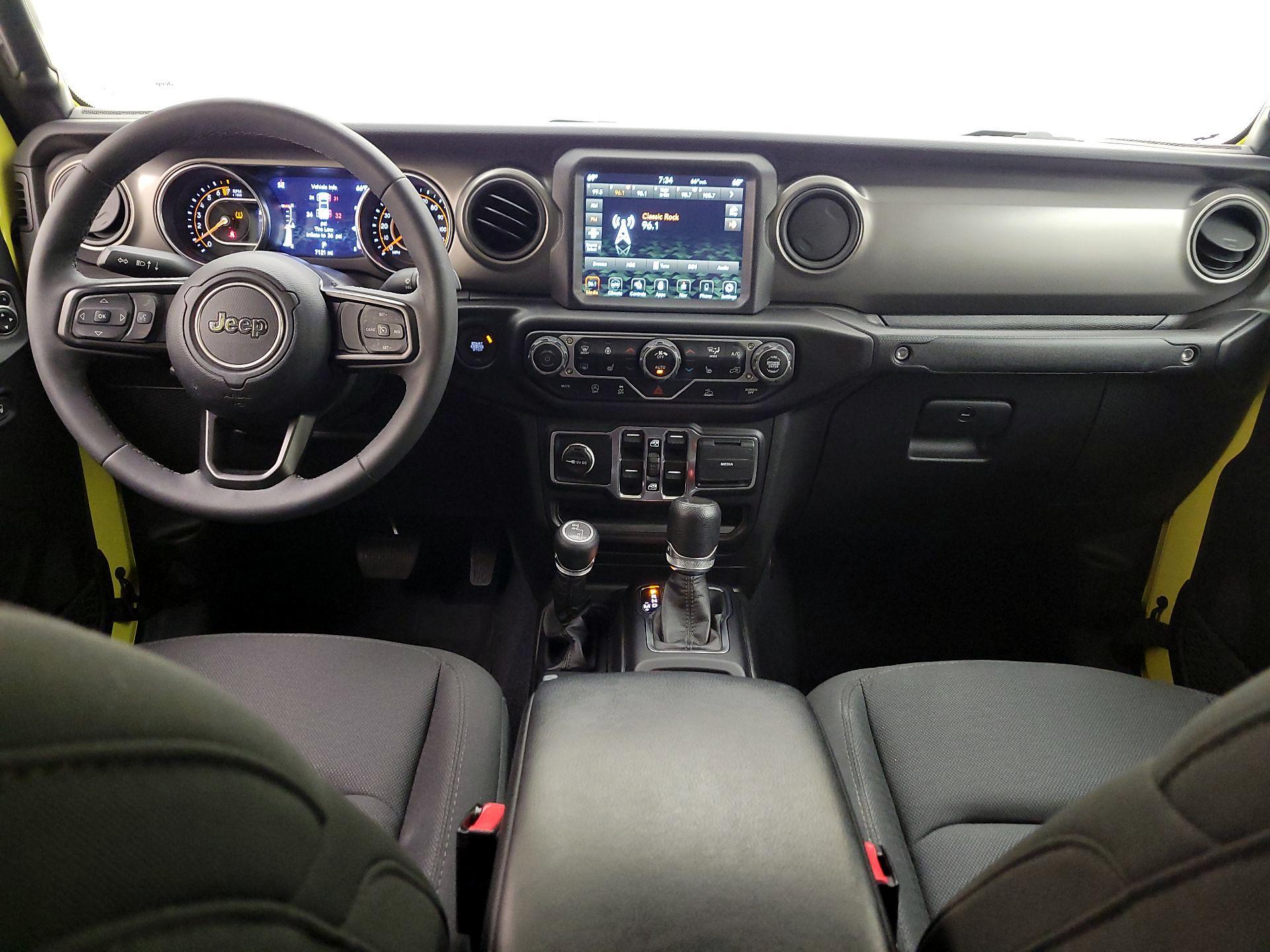 Thumbnail: 2023 Jeep Gladiator - 9