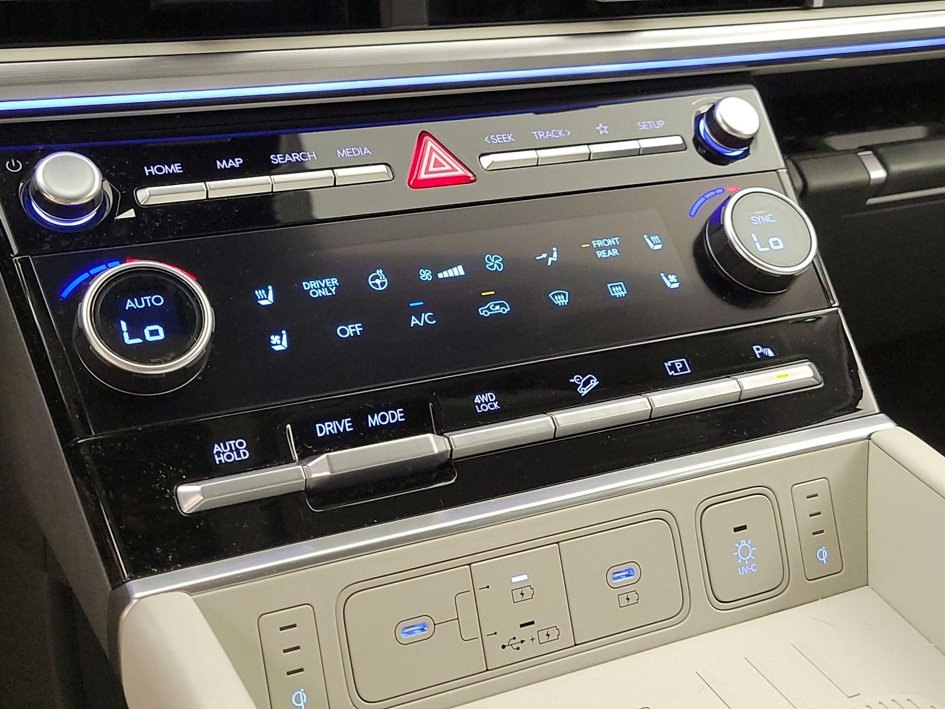 Thumbnail: 2025 Hyundai Santa Fe - 16