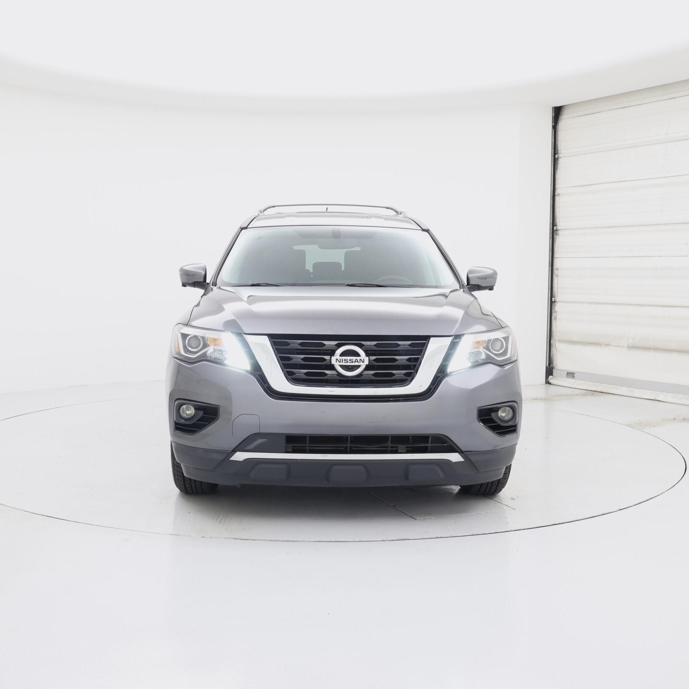 Thumbnail: 2017 Nissan Pathfinder - 5