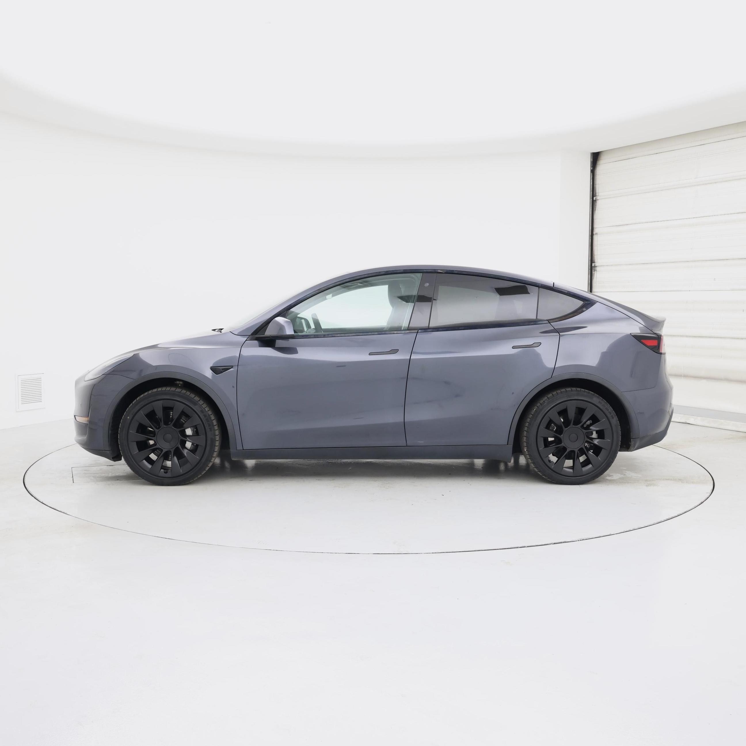 Thumbnail: 2020 Tesla Model Y - 3