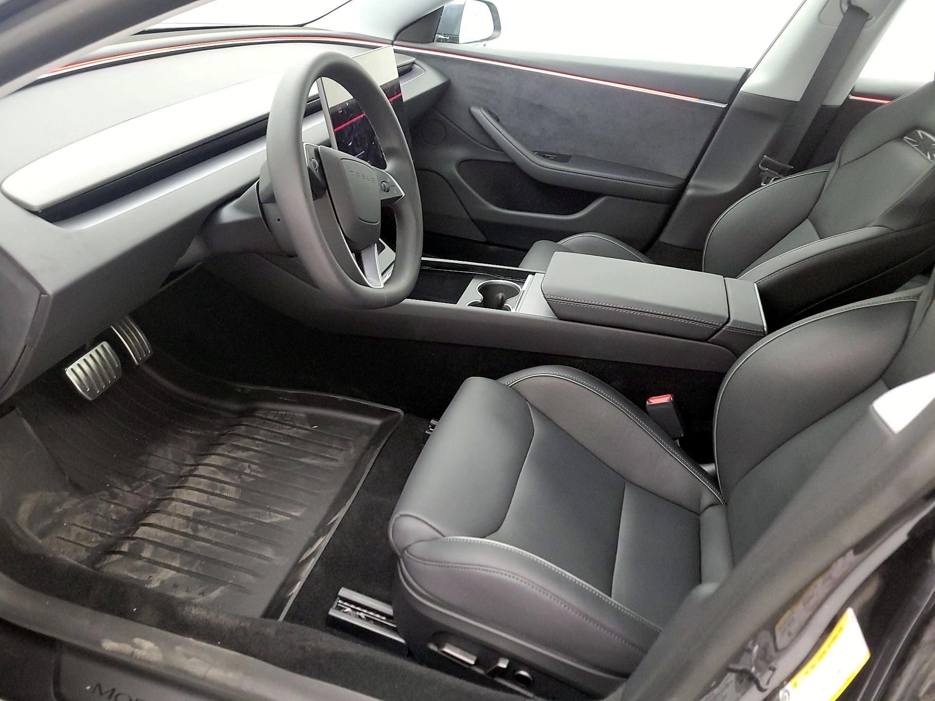 Thumbnail: 2025 Tesla Model 3 - 11