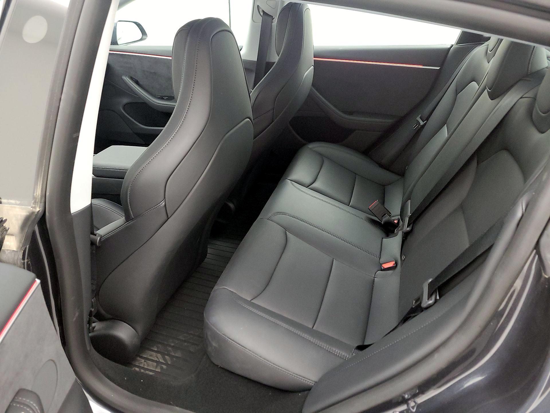 Thumbnail: 2025 Tesla Model 3 - 17