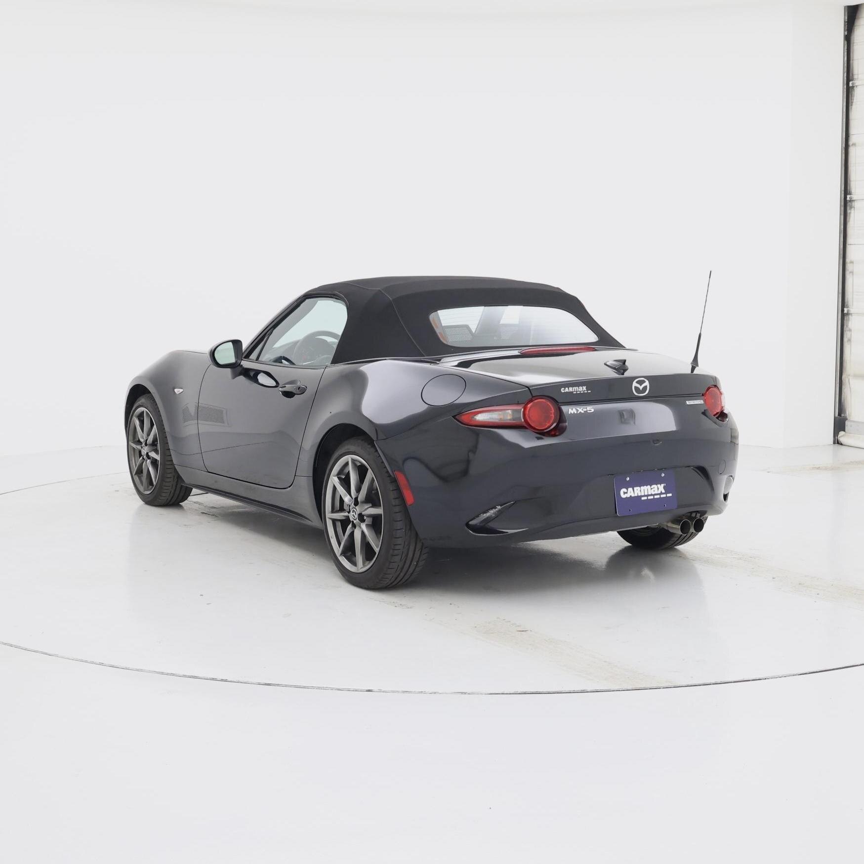 Thumbnail: 2023 Mazda MX-5 Miata - 2