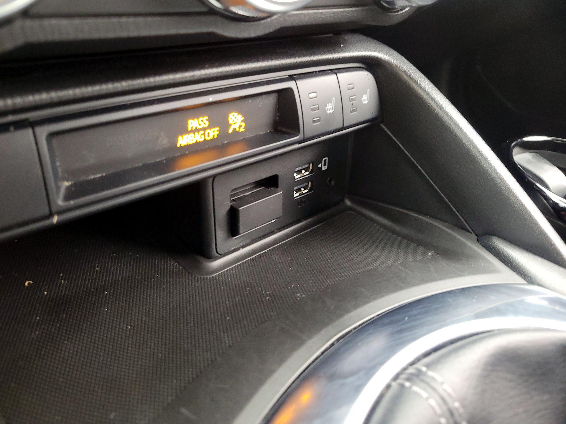 Thumbnail: 2023 Mazda MX-5 Miata - 19