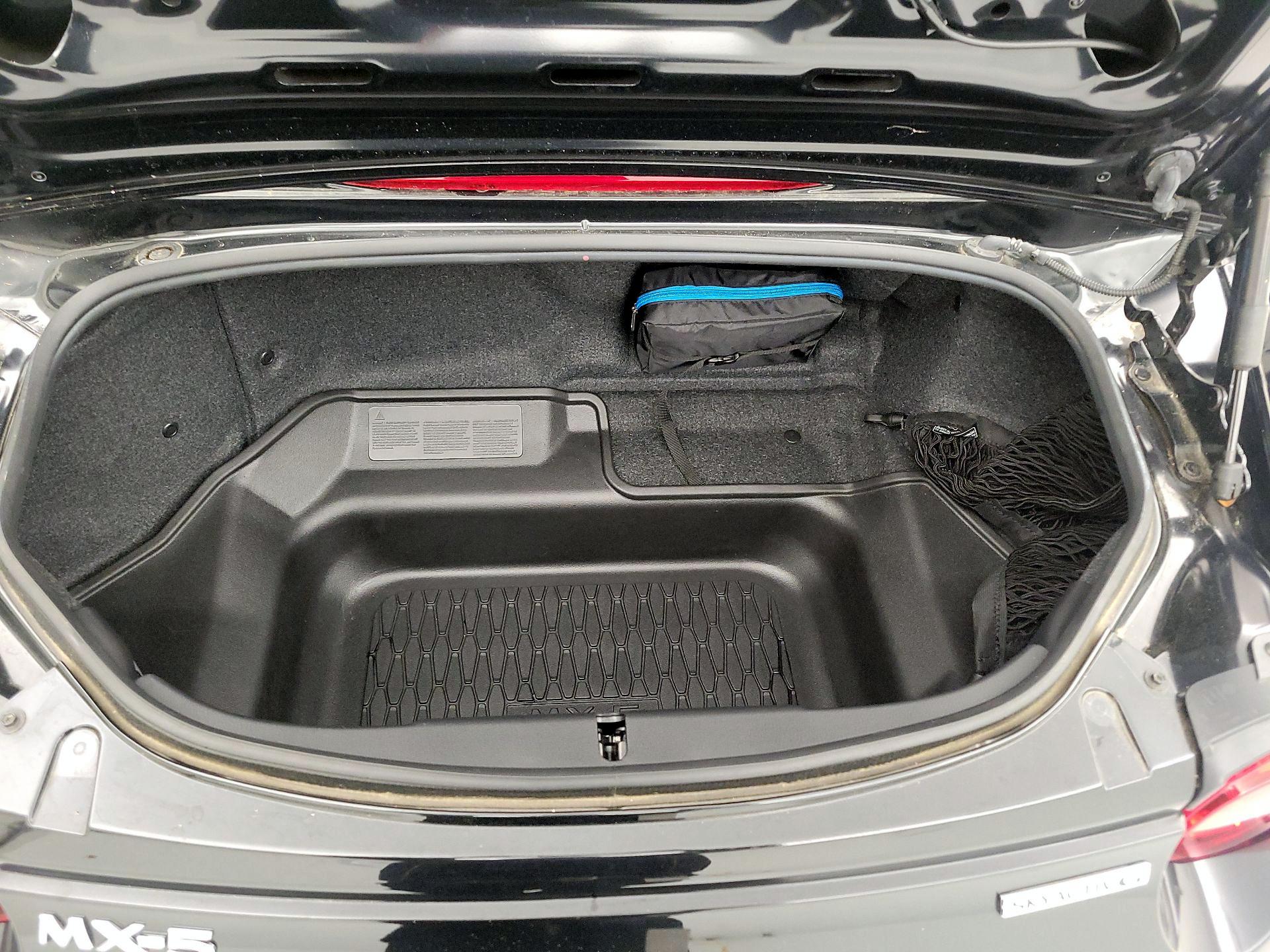 Thumbnail: 2023 Mazda MX-5 Miata - 20