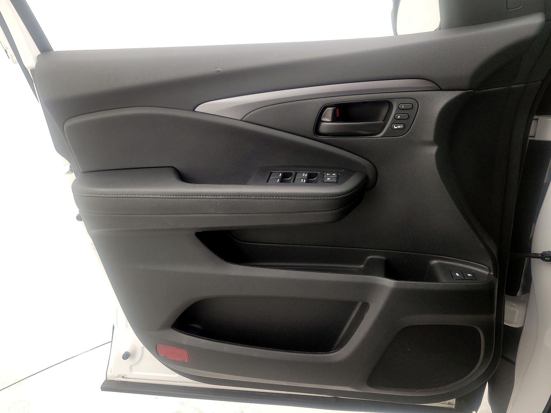 Thumbnail: 2024 Honda Passport - 12