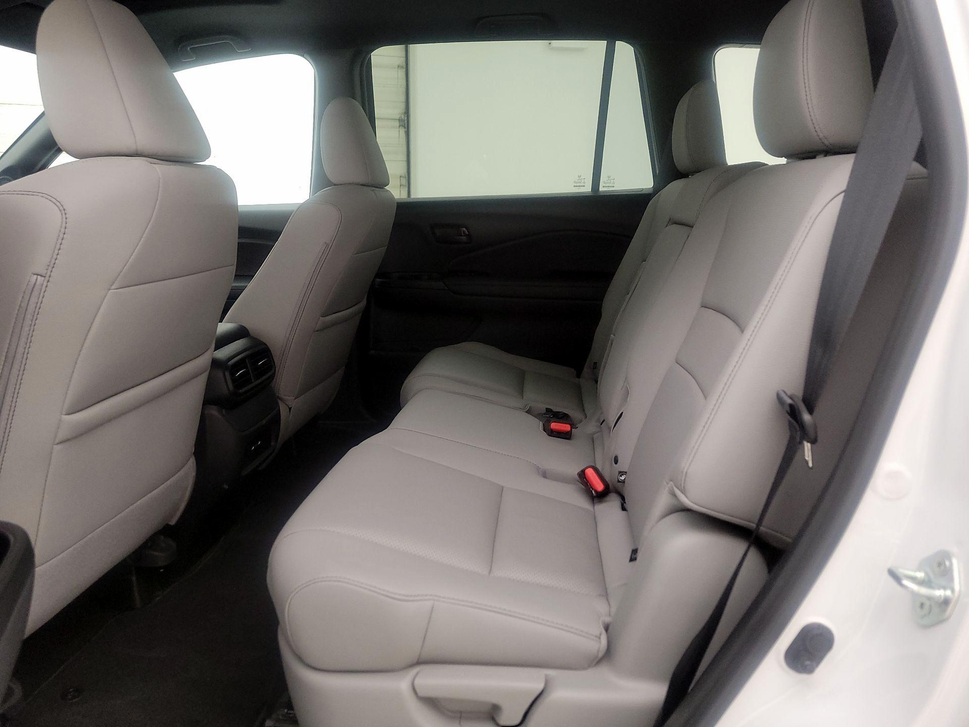 Thumbnail: 2024 Honda Passport - 19