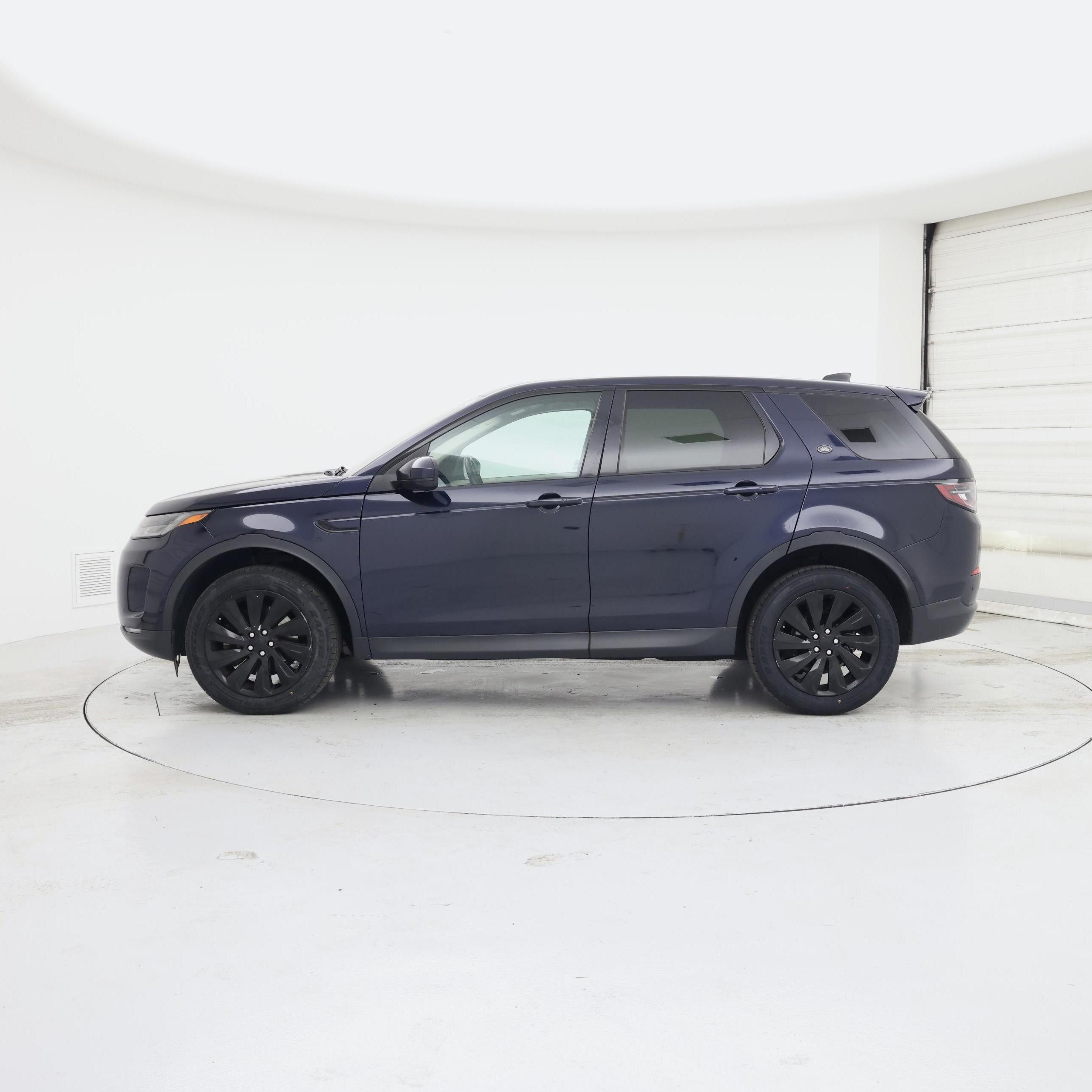 Thumbnail: 2020 Land Rover Discovery Sport - 3
