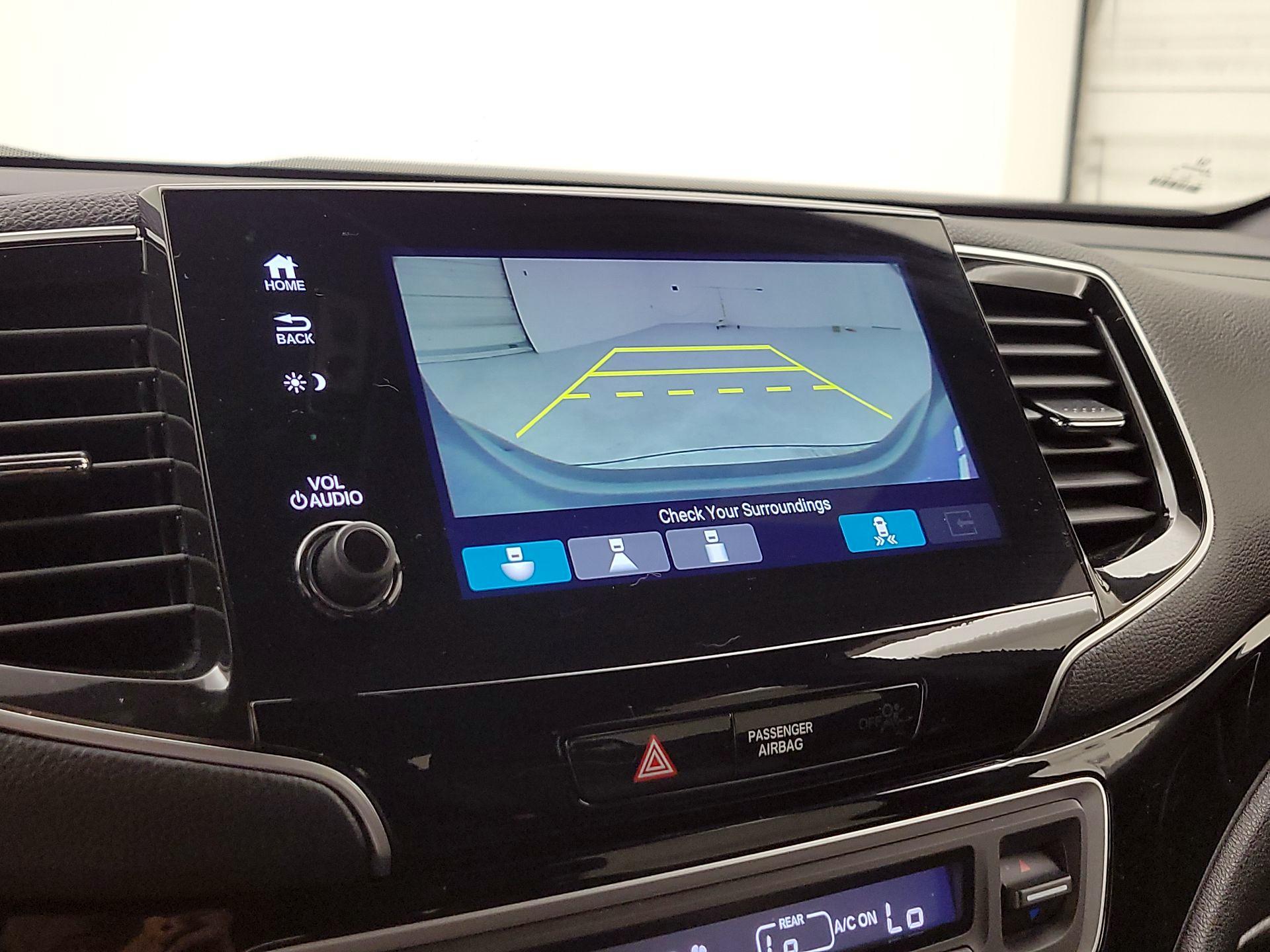 Thumbnail: 2020 Honda Pilot - 14