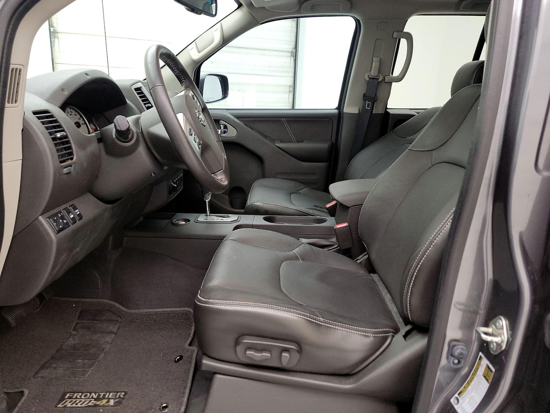 Thumbnail: 2020 Nissan Frontier - 11