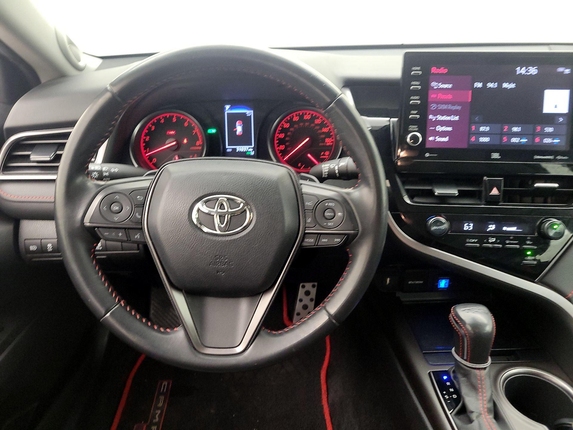 Thumbnail: 2022 Toyota Camry - 10