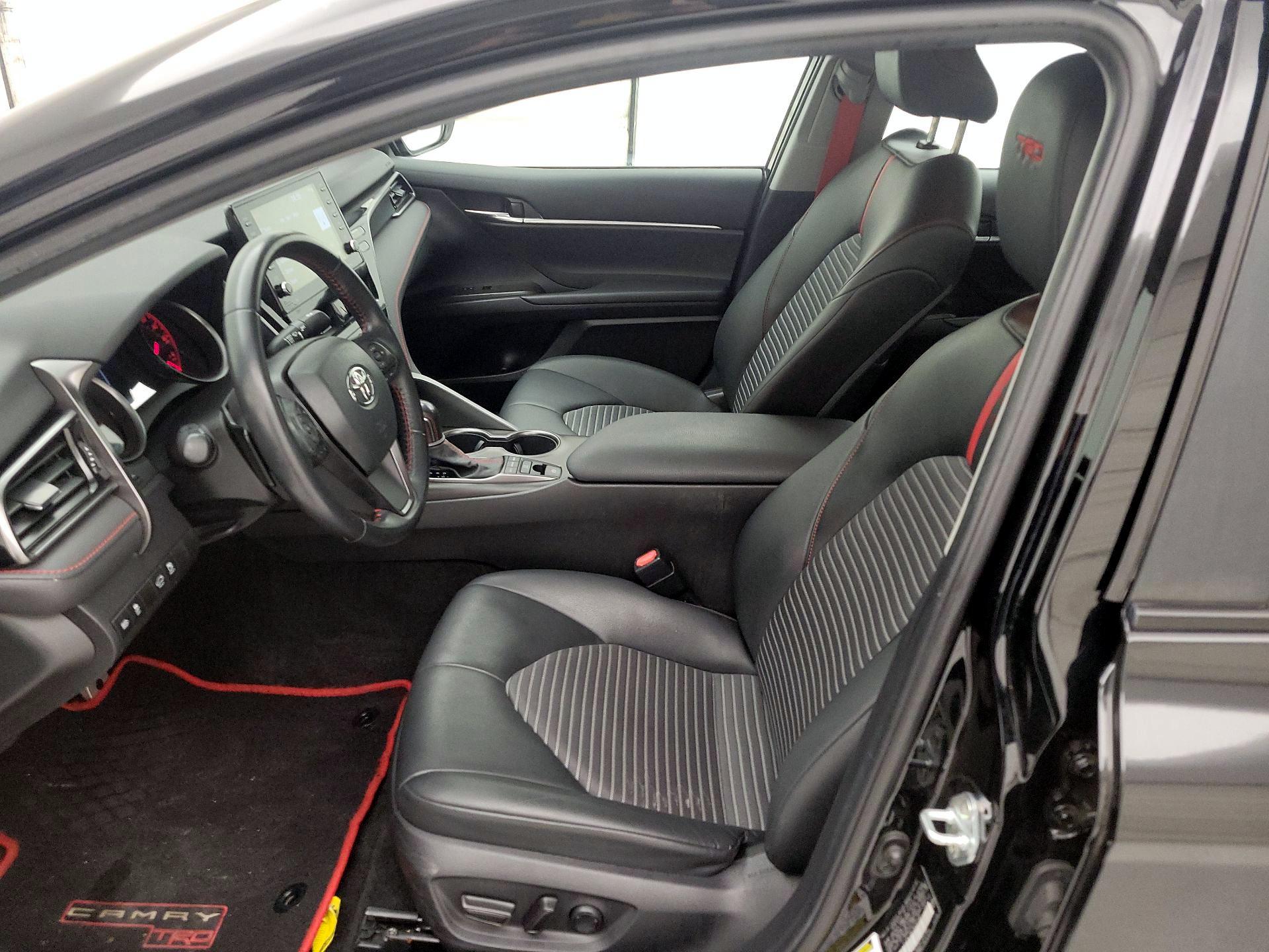 Thumbnail: 2022 Toyota Camry - 11