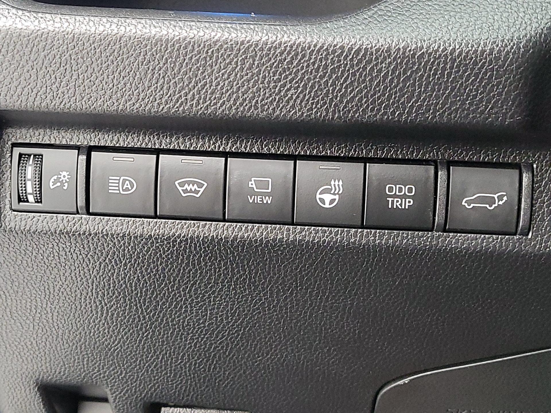 Thumbnail: 2023 Toyota RAV4 - 13