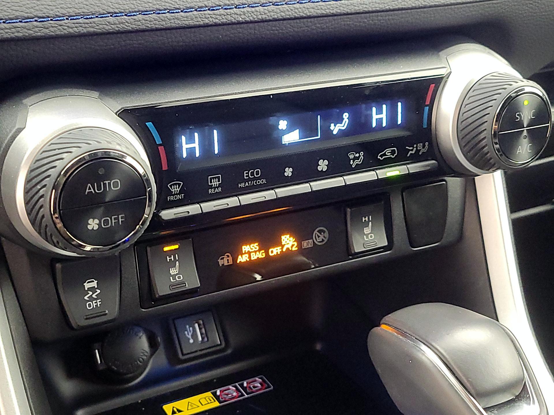 Thumbnail: 2023 Toyota RAV4 - 16